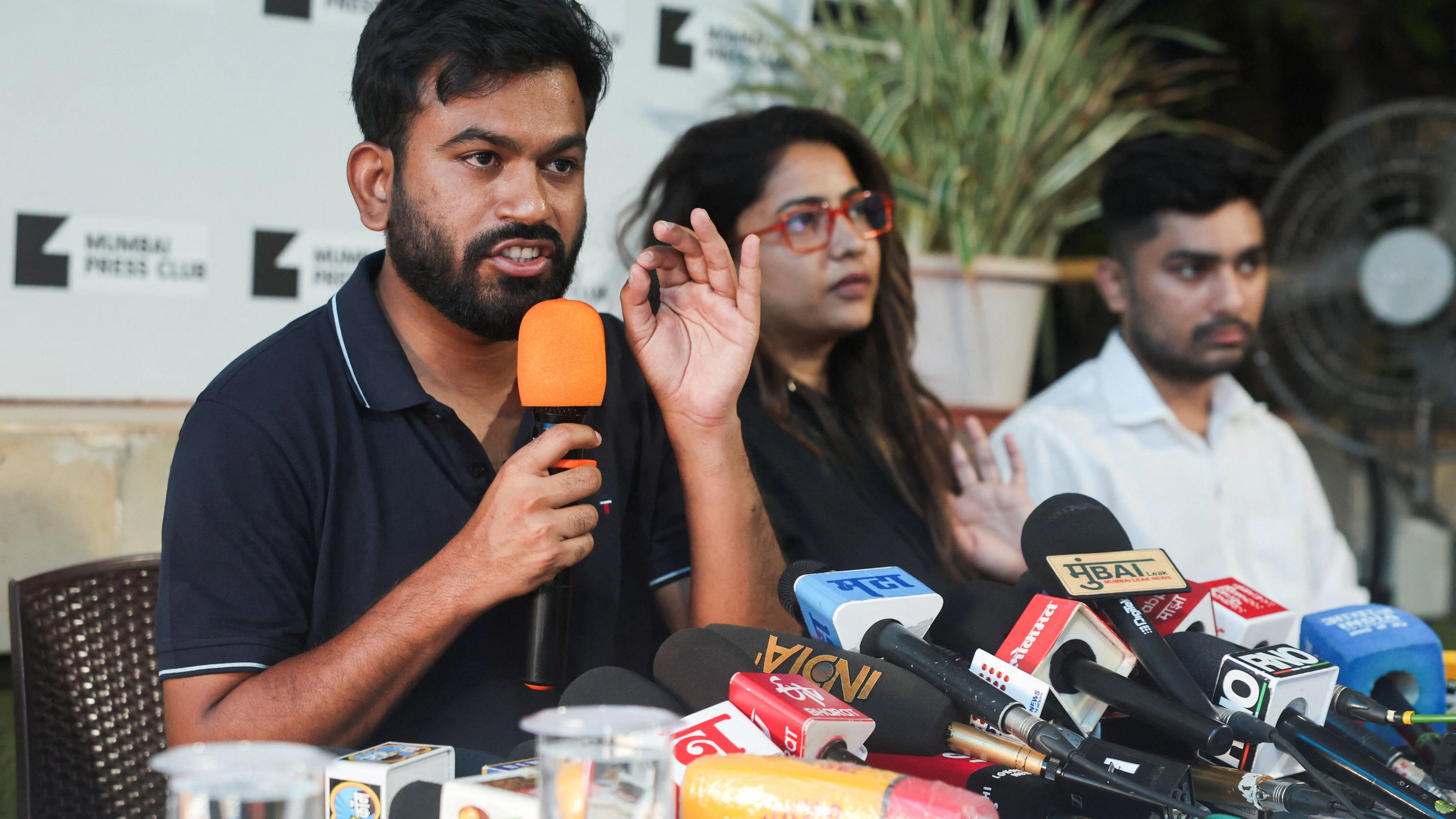 Abhijeet Dipke, head of the Cockroach Janta Party (CJP) speaks during a press conference before a protest against India's Chief Election Commissioner Gyanesh Kumar, in Mumbai, India, October 1, 2026. REUTERS/Francis Mascarenhas