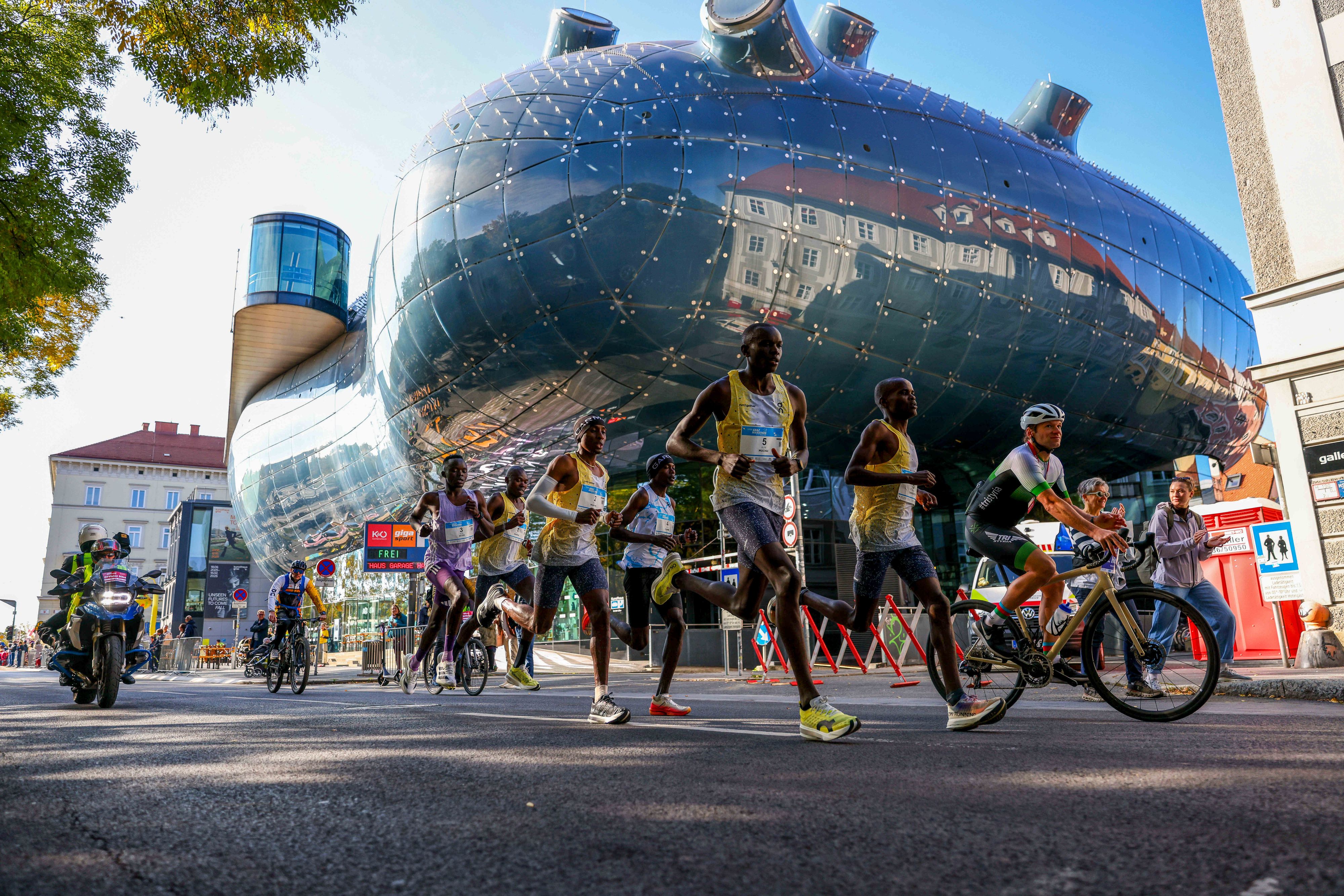 Heute.at - Graz-Marathon sorgt für Sperren und Öffi-Änderungen
