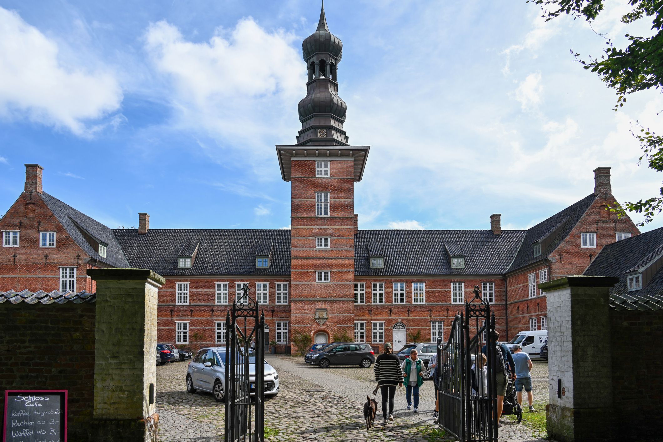 Ein Gesetzesentwurf für Dänemarks Schulen sorgt für Aufsehen.
