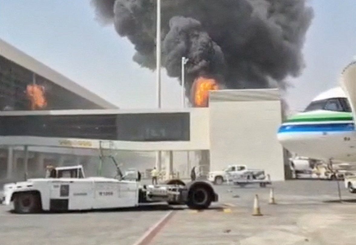 Die Huthis drohen mit weiteren Angriffen. Nach dem Anschlag auf den Flughafen von Riad wächst die Sorge vor einer weiteren Eskalation.