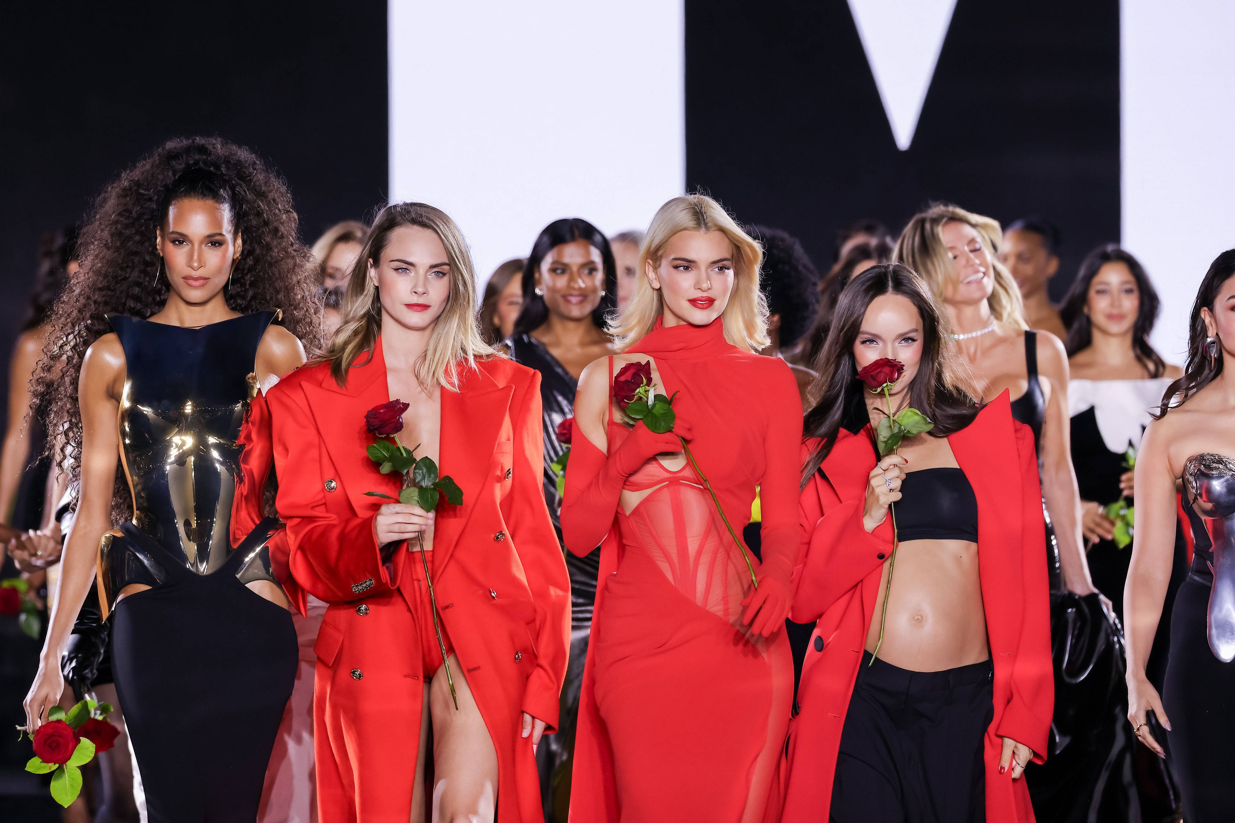  Kendall Jenner und Cara Delevingne sind seit Jahren eng befreundet.