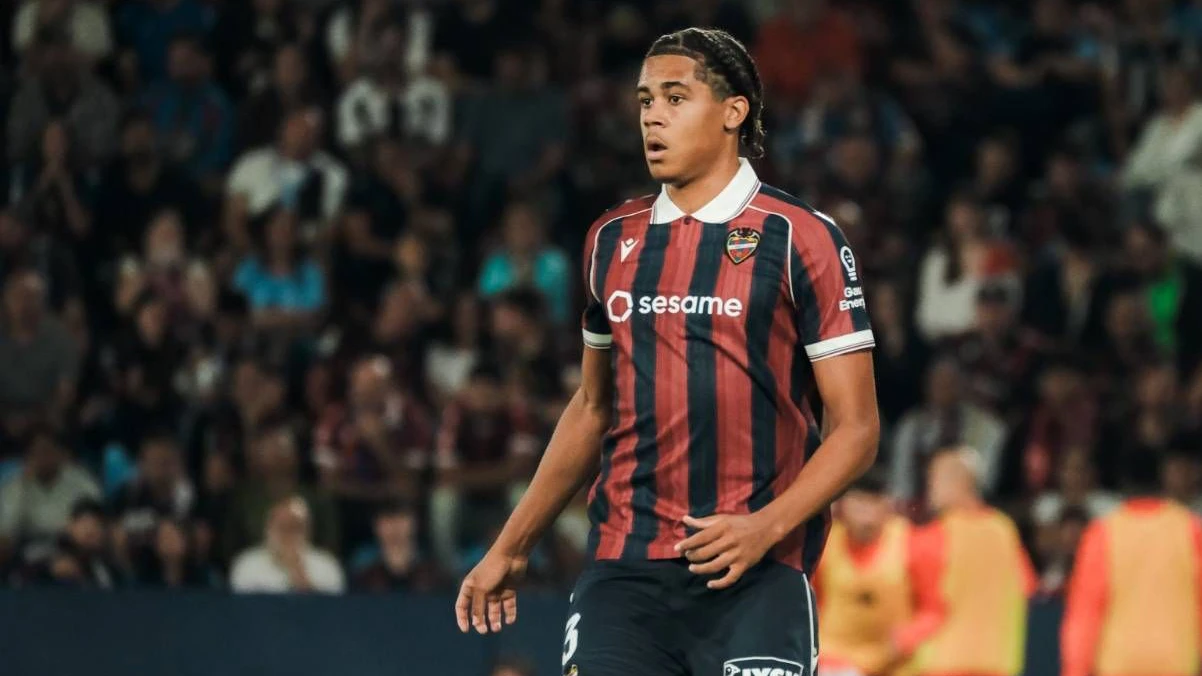 ÖFB-Youngster Ndukwe spielt groß auf.
