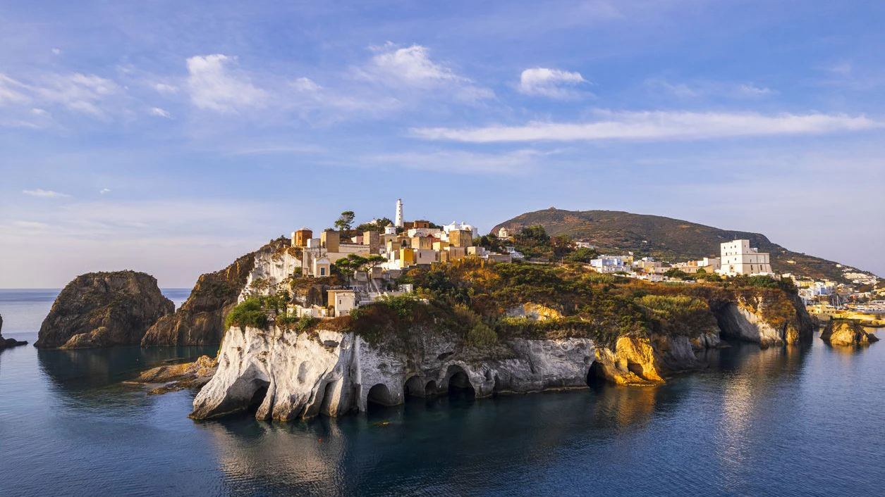 Ein schönes Fleckchen Erde für eine Rast, oder? Insel Ponza. 