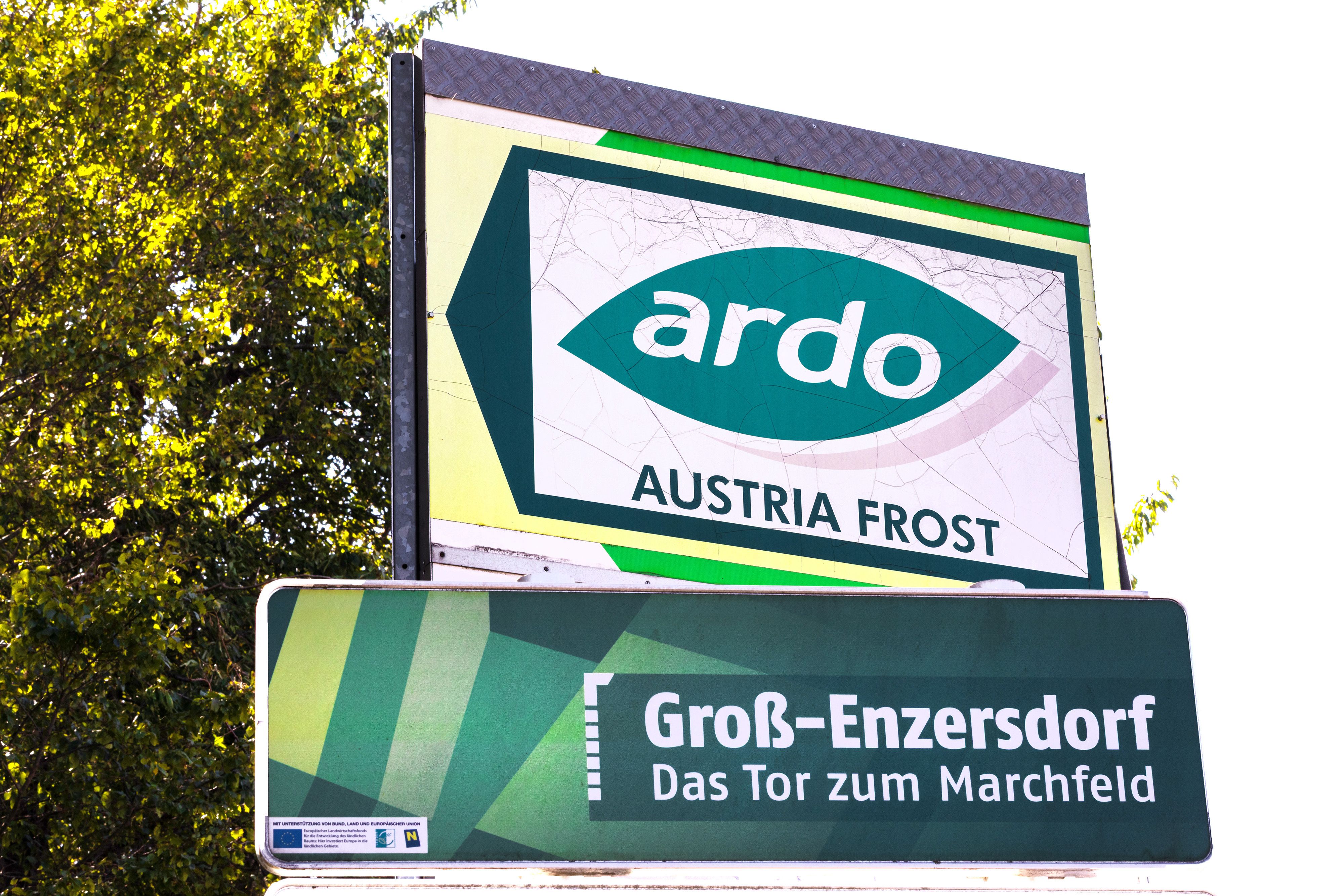 Ardo Austria Frost GmbH ist (noch) der größte Tiefkühlkosthersteller in Groß Enzersdorf im Marchfeld, Niederösterreich. 2027 will die Konzernführung das Werk dichtmachen.