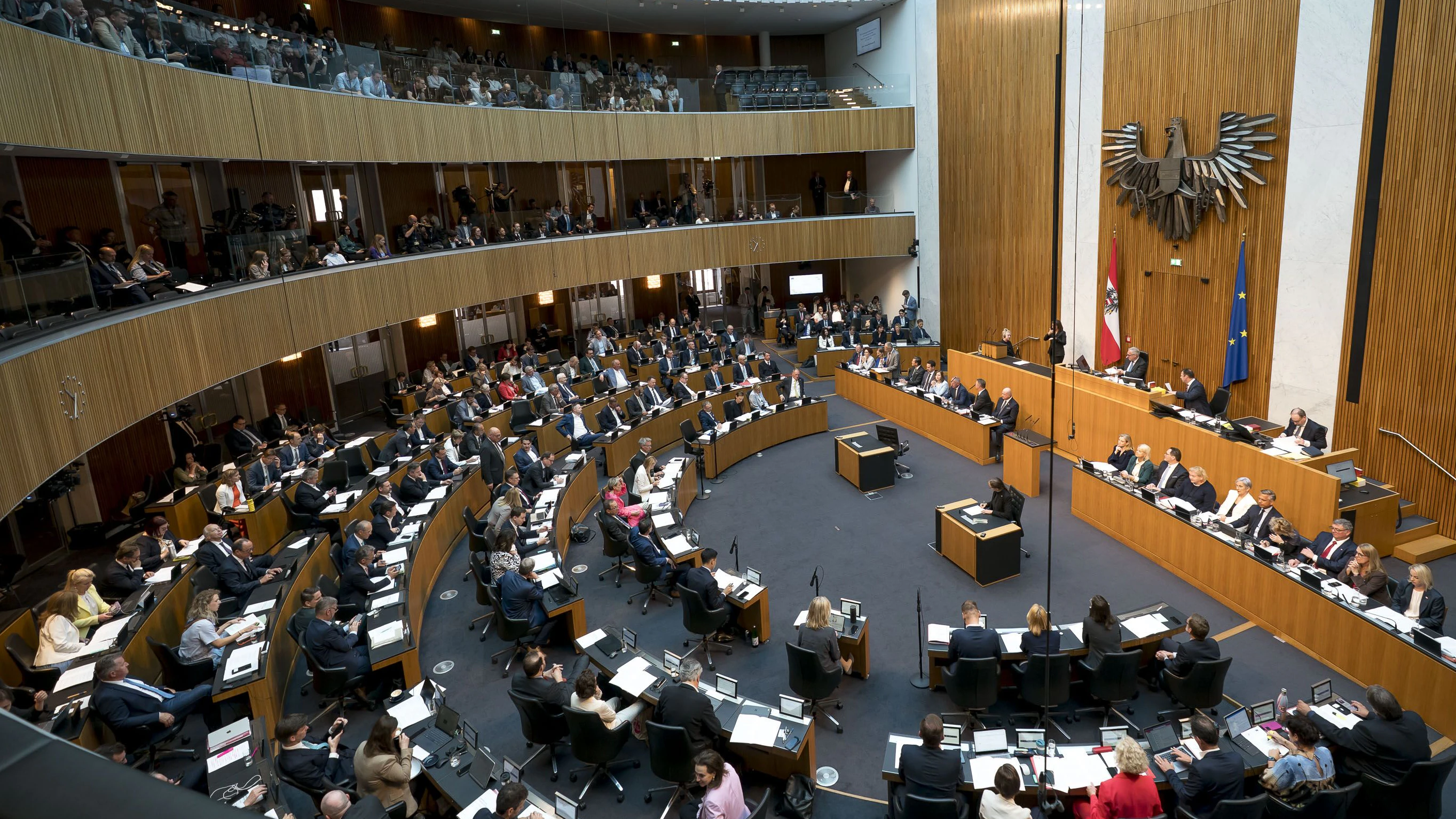 Heute.at - Bei den Freimaurern: Nur DIESE 4 Minister sagen Nein