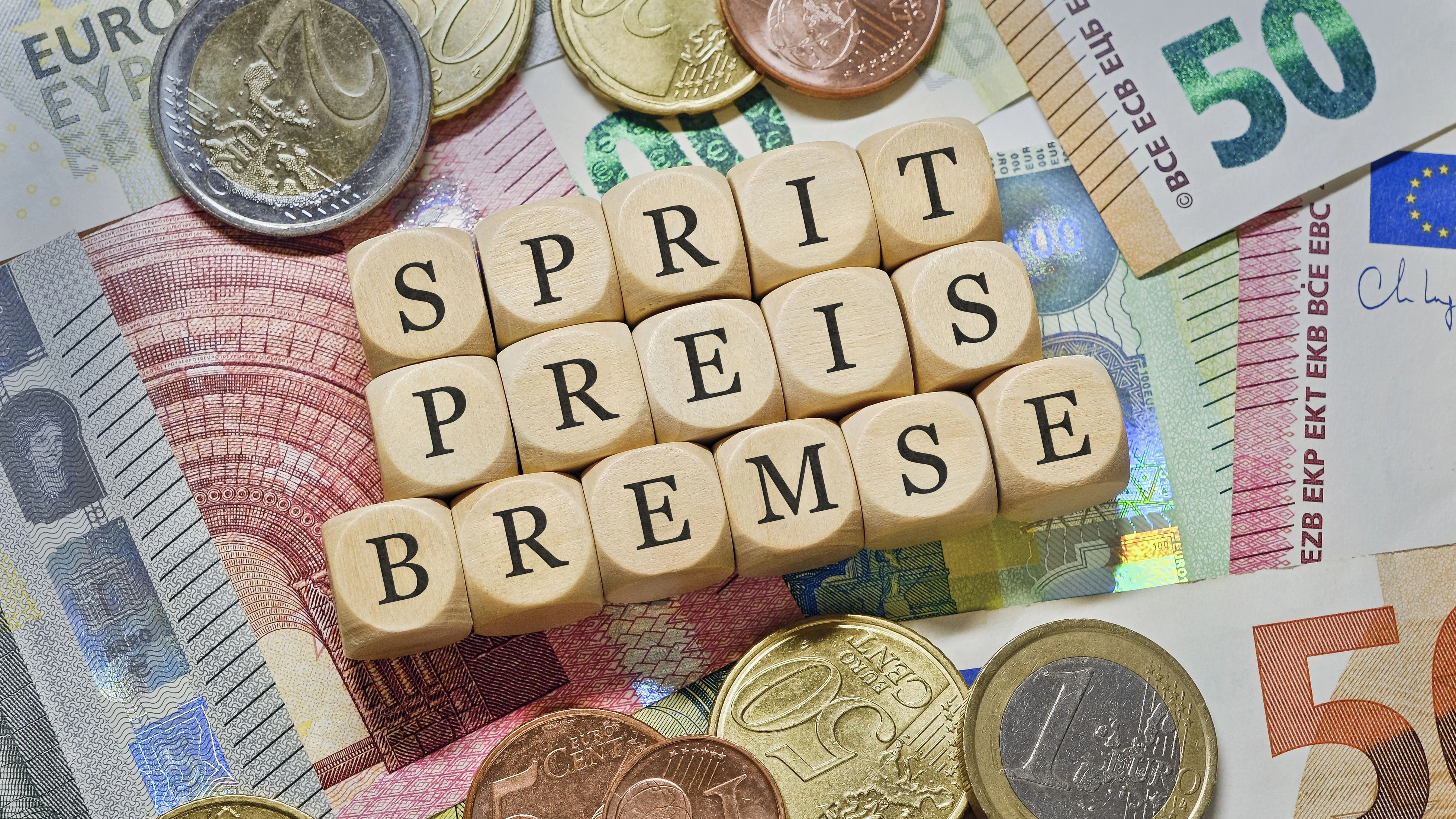 Aktuelle Auswertung zeigt, wie sehr Österreichs Autofahrer von der preislichen Neuregelung profitieren.