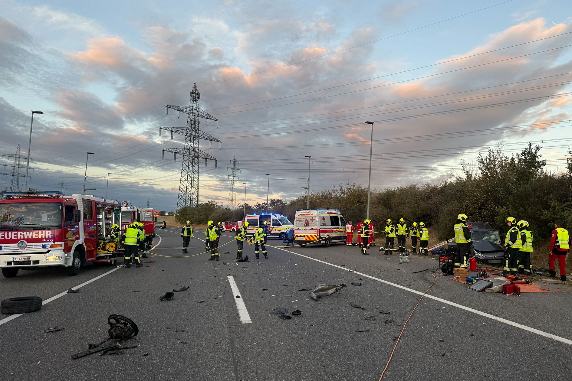 Am 11. Oktober kam es auf der B16 bei Leopoldsdorf (BL) zu einem schweren Verkehrsunfall.