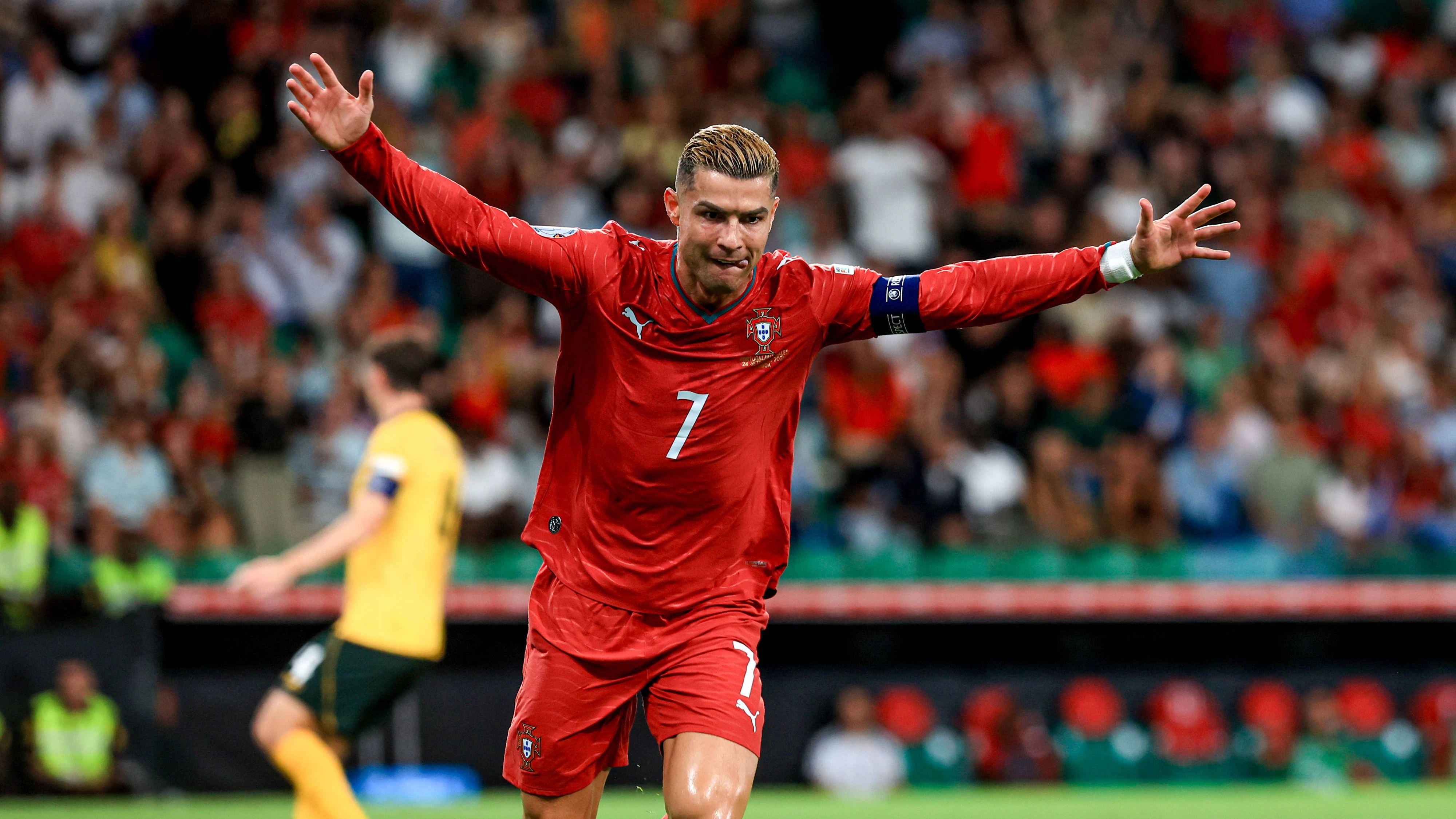 Cristiano Ronaldo sieht sich selbst als besten Fußballer aller Zeiten. 