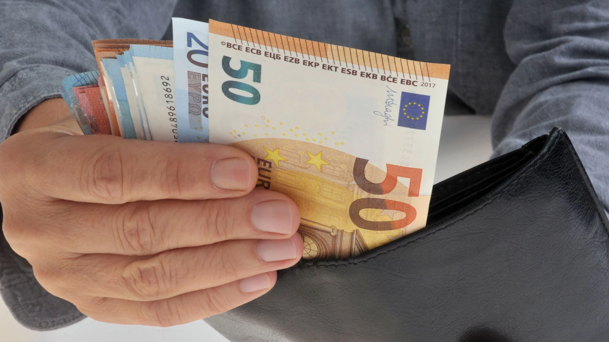 In Österreich gelten bald neue Bargeldregeln! 