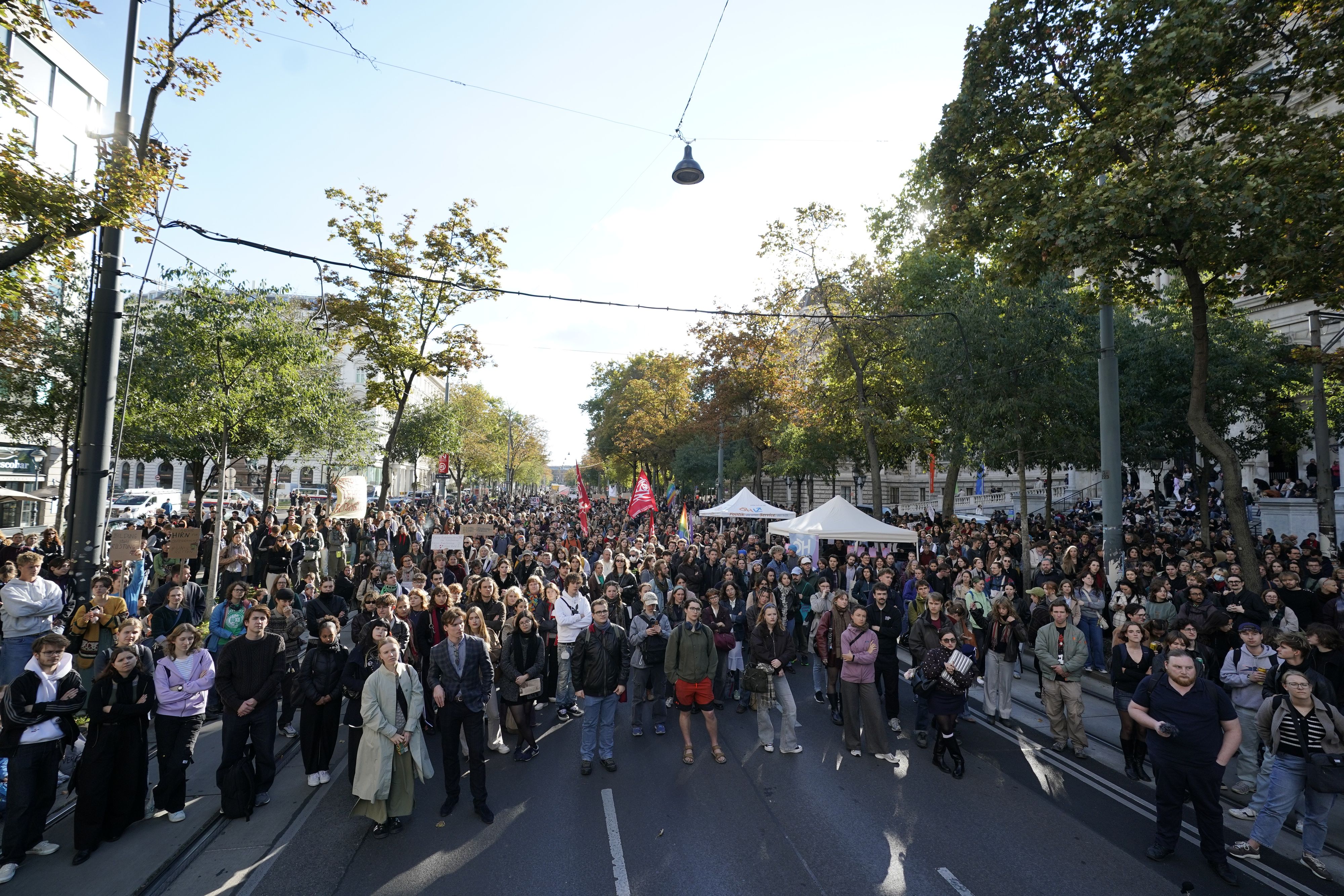 Demo am Ring vor der Uni in Wien Mitte Oktober.