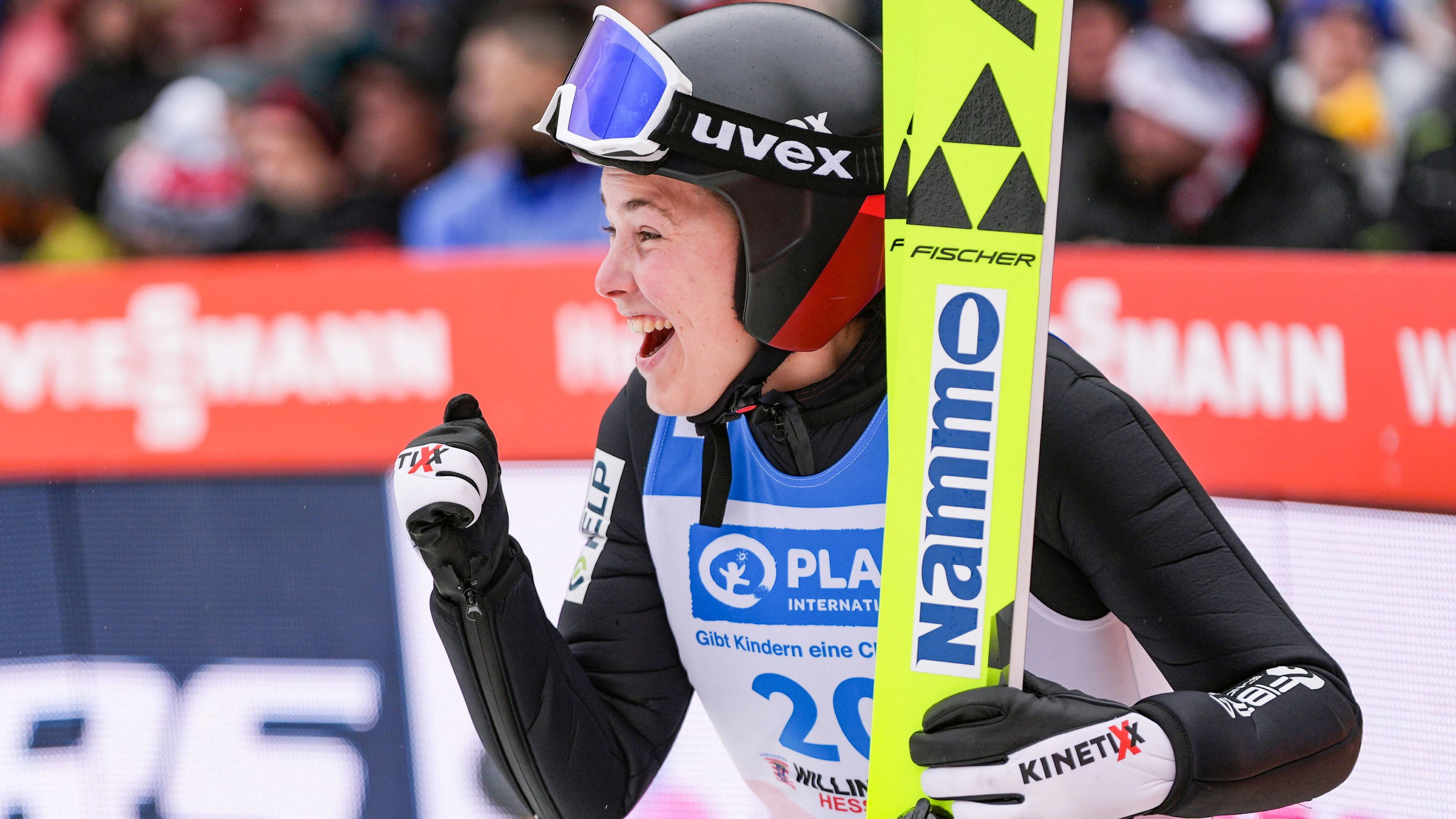 Heute.at - Kleines Wunder! Skisprung-Star wird Mama