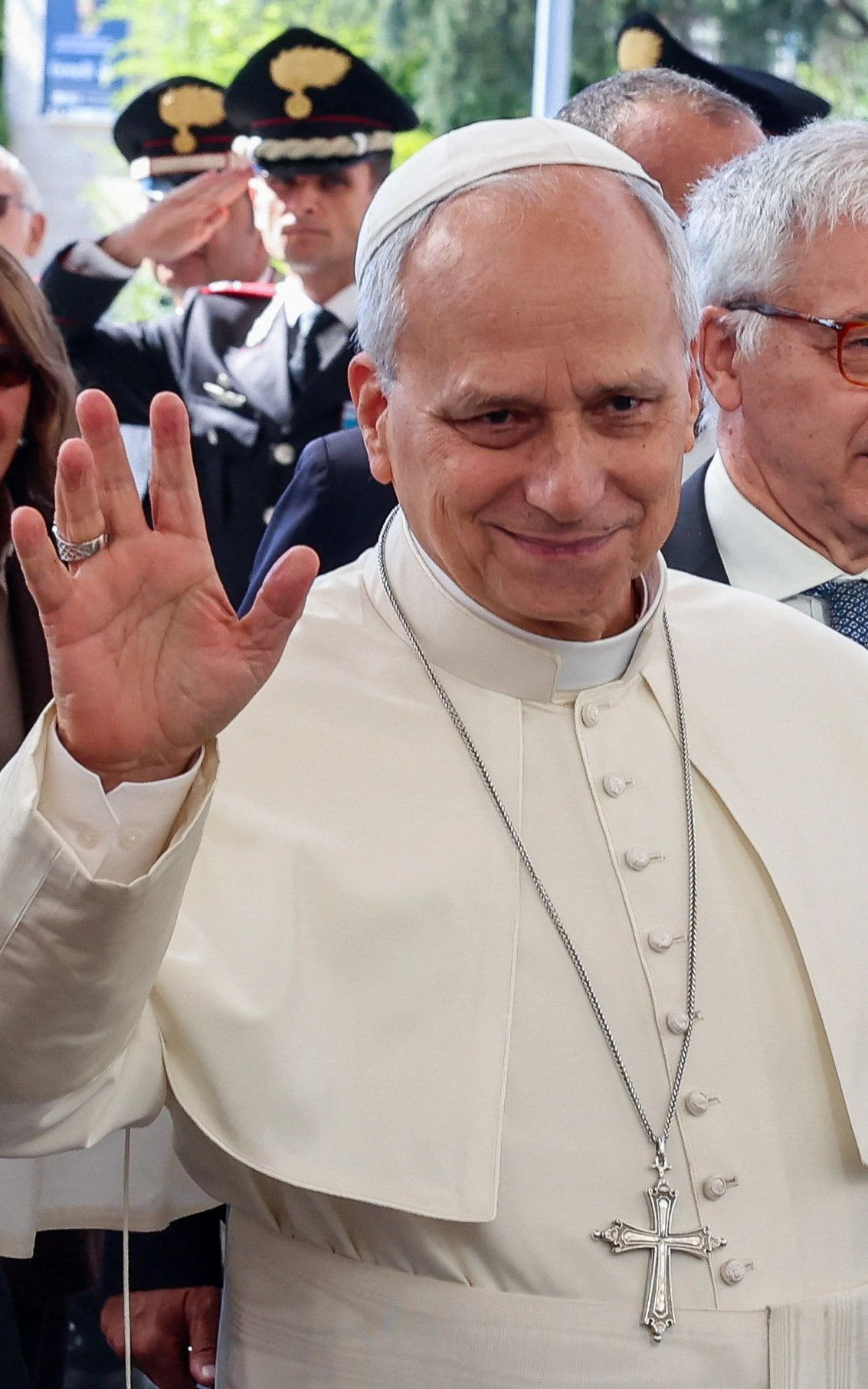 Darum musste dem Papst ein Teil des Lungenflügels entfernt werden