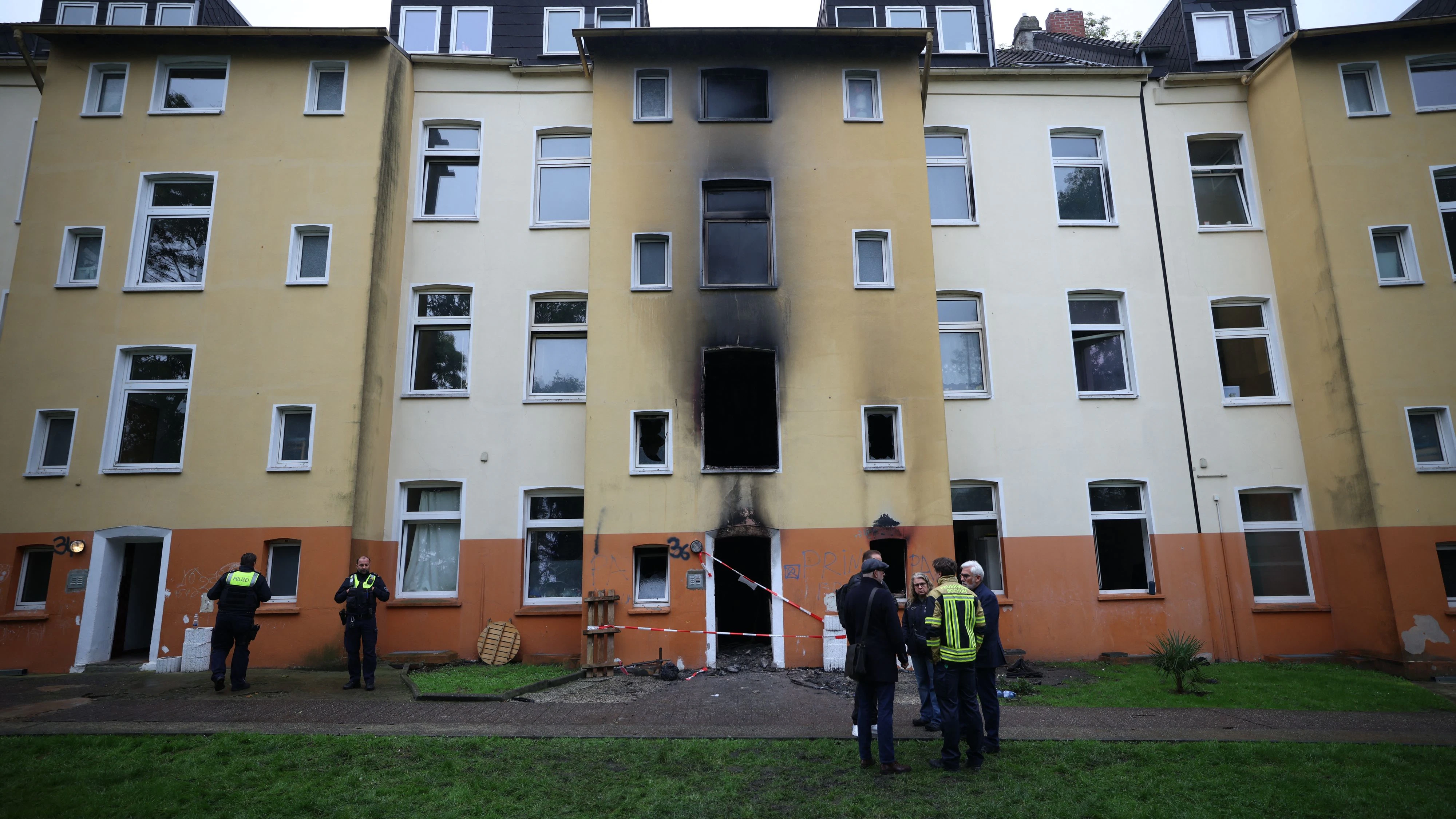 Bei dem Feuer verloren drei Menschen ihr Leben.