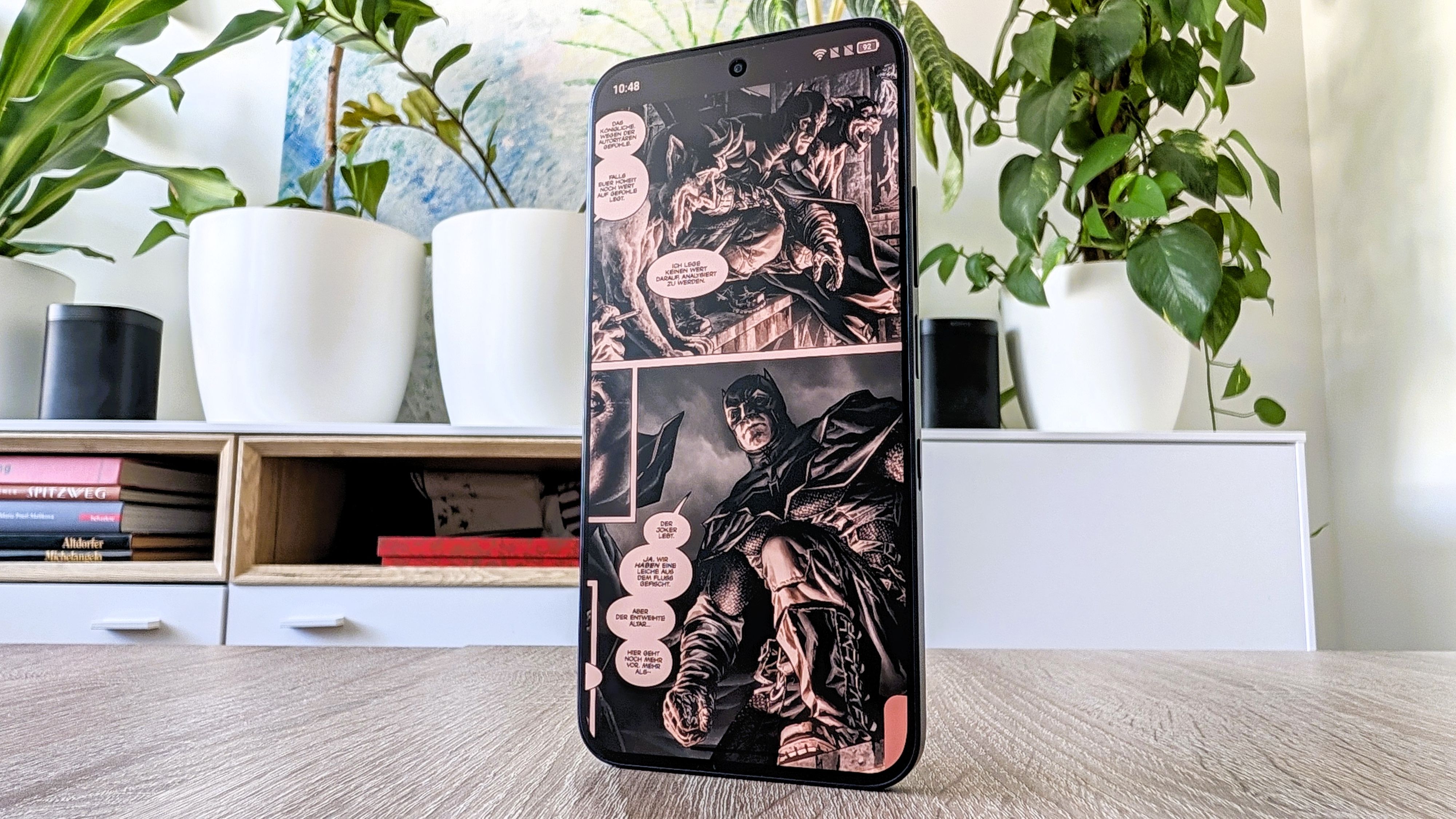 Das TCL P80 Ultra kombiniert ein AMOLED-Display mit einer matten Oberfläche und der hauseigenen NxtPaper-Technologie.