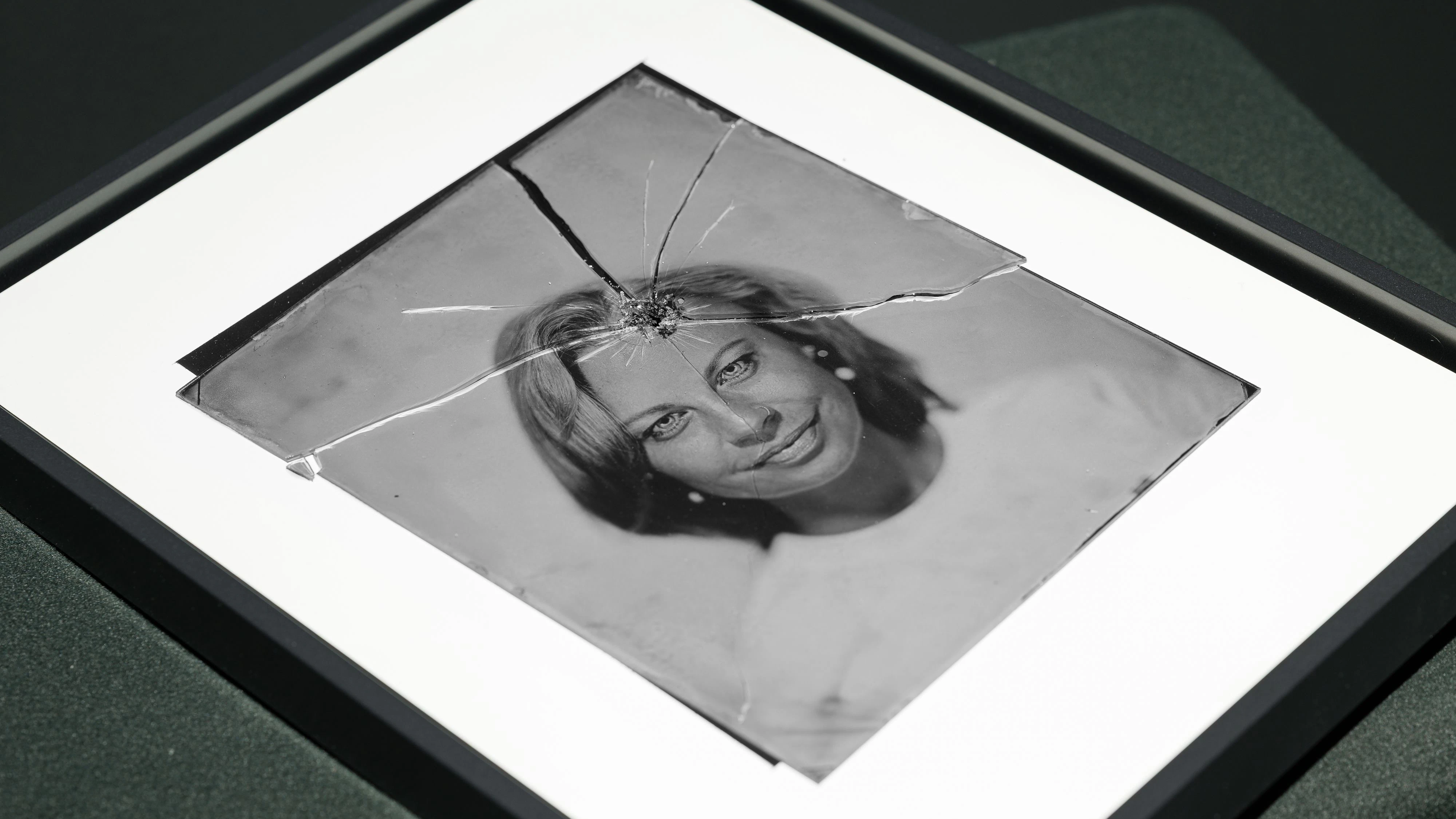 Katharina Straße ist Teil des Kunstprojekts "Headshot"