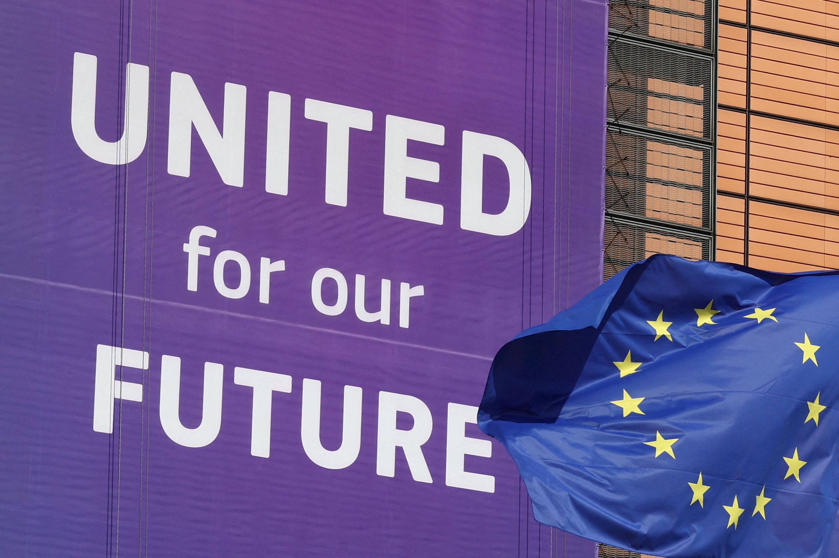 Unternehmen müssen ihre Identität für das zentrale EU-Register nachweisen. 