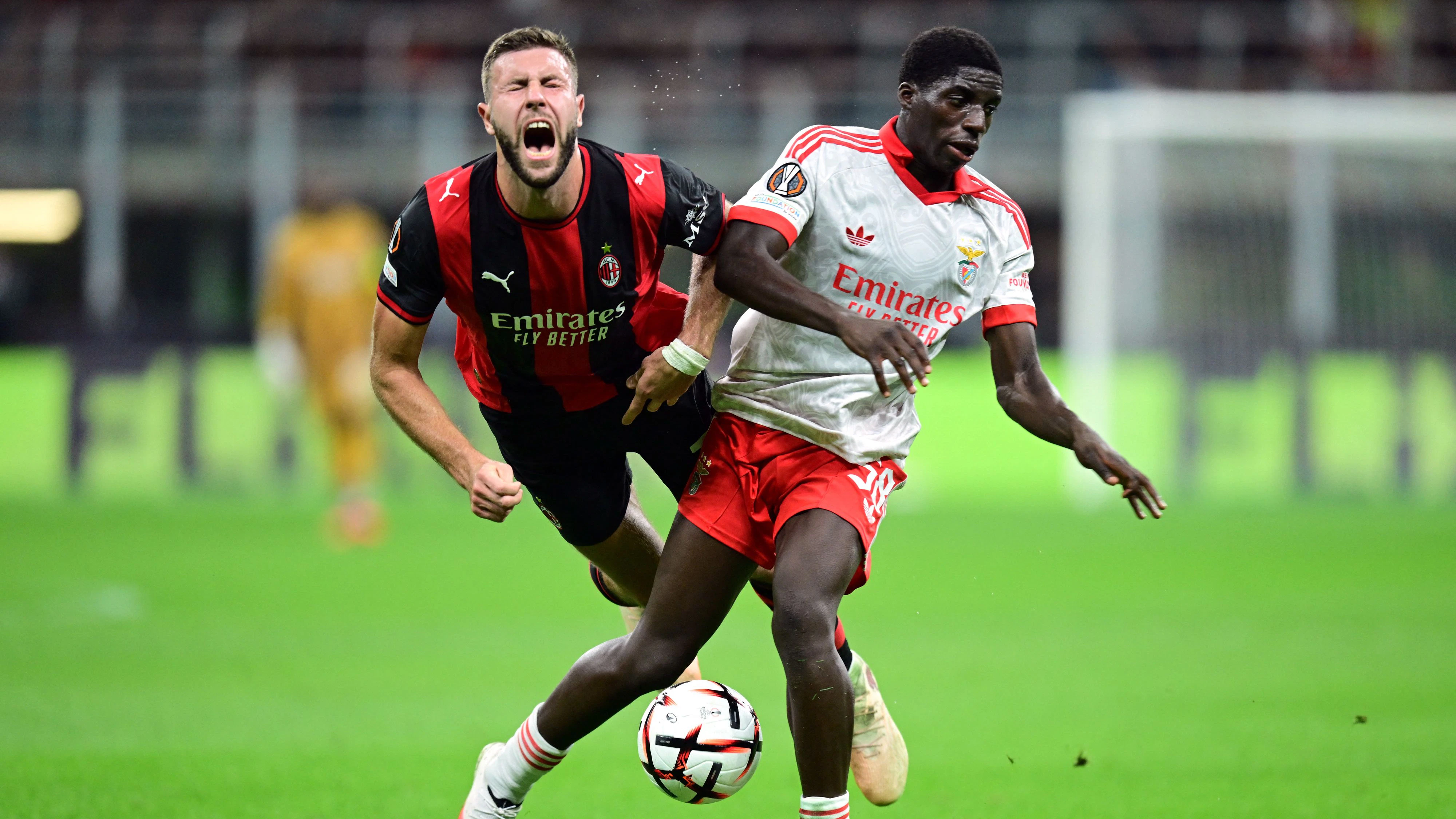 Milan-Star Strahinja Pavlovic (links). 