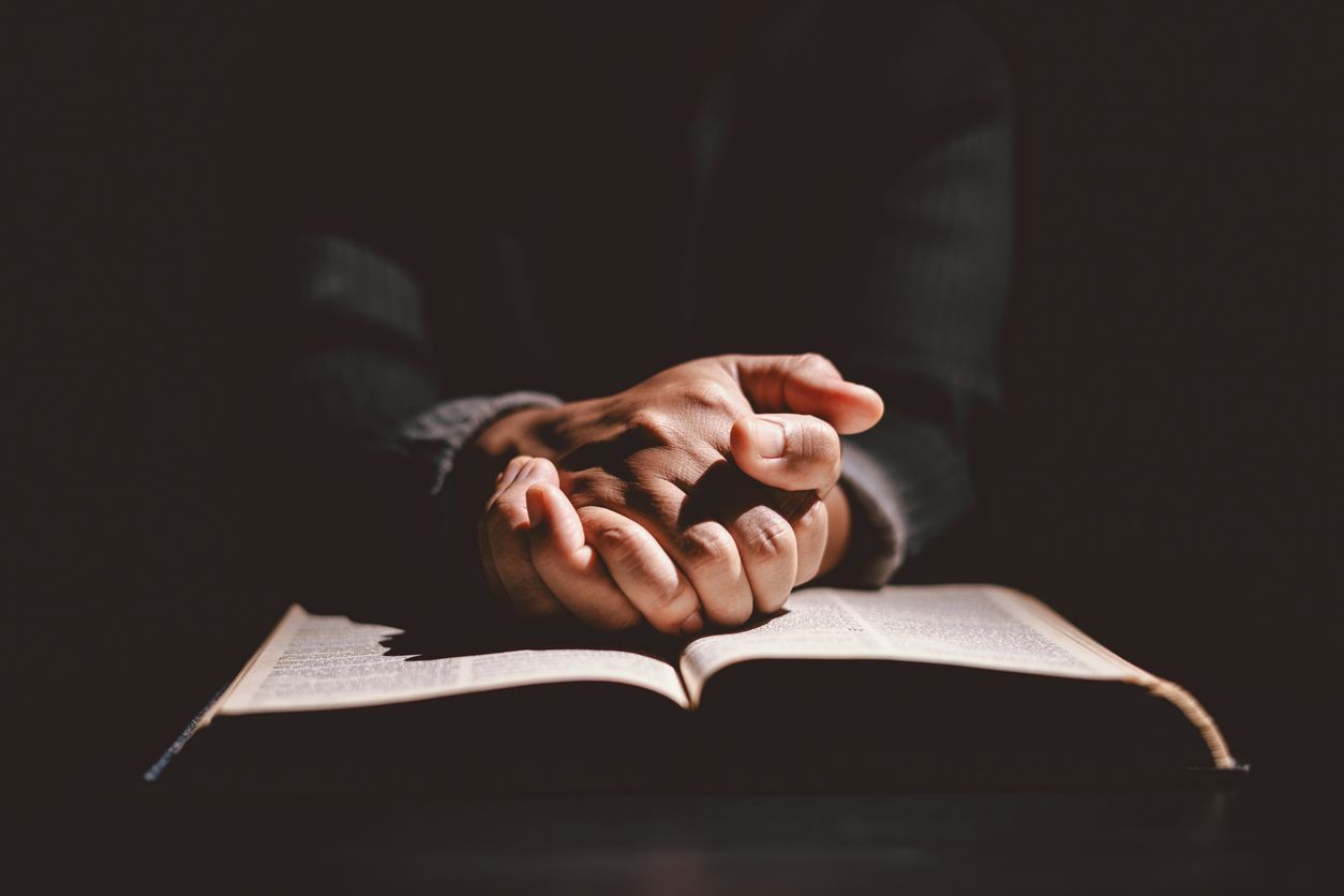 Der Inspektionskommandant soll seine religiösen Überzeugungen auch im Dienst deutlich zum Ausdruck gebracht haben.