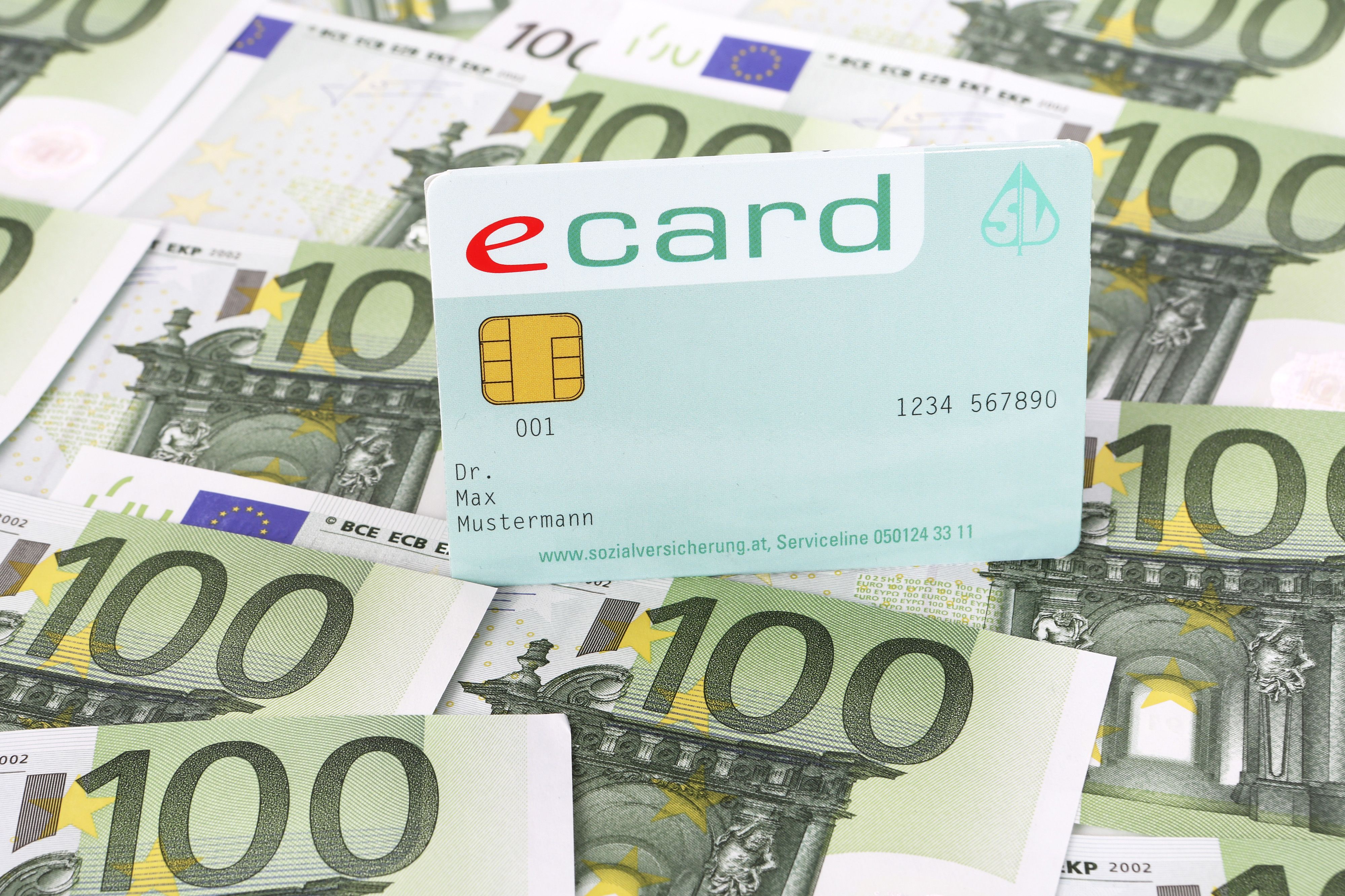 Die 26,85 Euro werden im November automatisch von der Pension einbehalten.