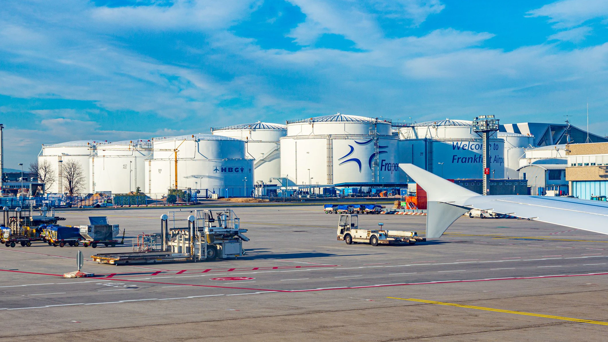 Heute.at - Flughafen Frankfurt droht nun das Kerosin auszugehen