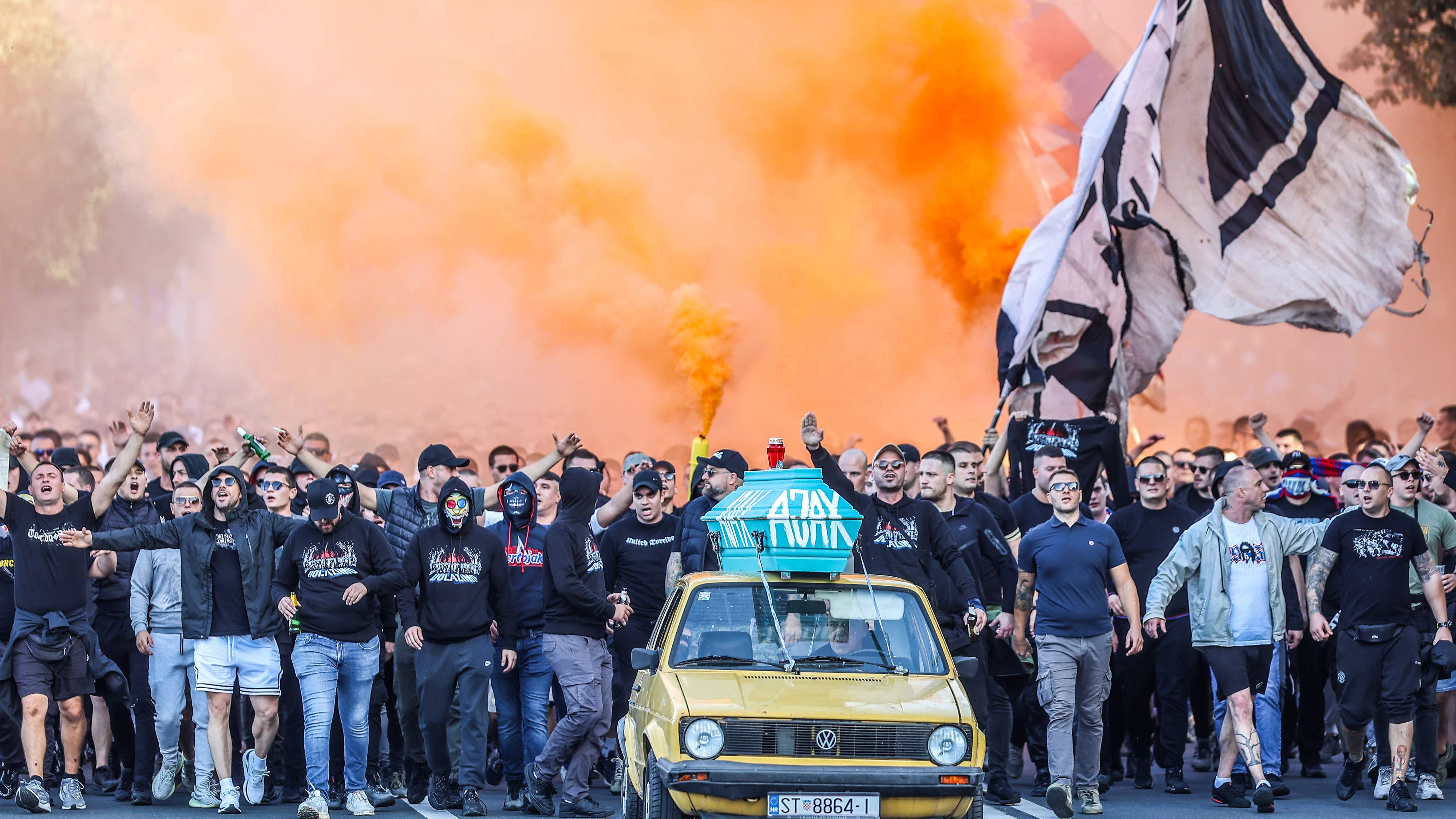 UEFA Conference League HNK Hajduk Split v AFC Ajax SPLIT, CROATIA - OCTOBER 15: Torcida, supporters of Hajduk Split, on their way to Poljud Stadium ahead of the UEFA Conference League 2026/27 League Phase MD1 match between HNK Hajduk Split and AFC Ajax on October 15, 2026 in Split, Croatia. PUBLICATIONxNOTxINxFRAxCROxBIHxSRBxMNExSLO IvanaxIvanovic/PIXSELL