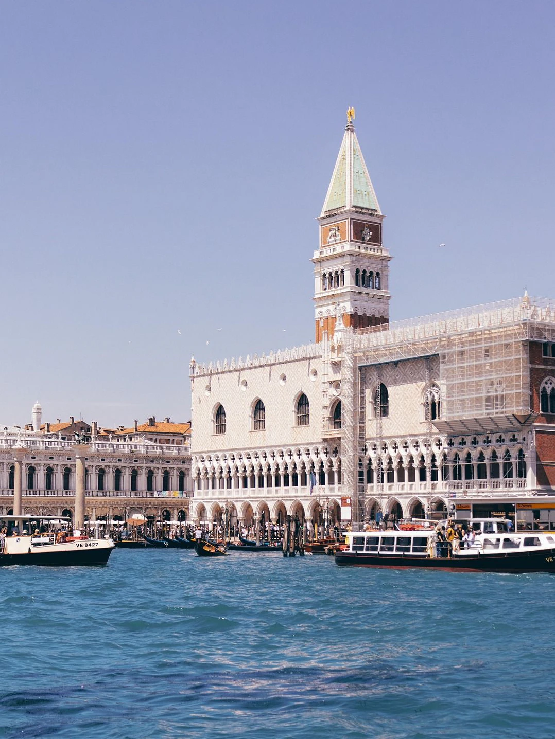 Ein Hotel in der Nähe des Markusplatzes in Venedig ist heiß begehrt.