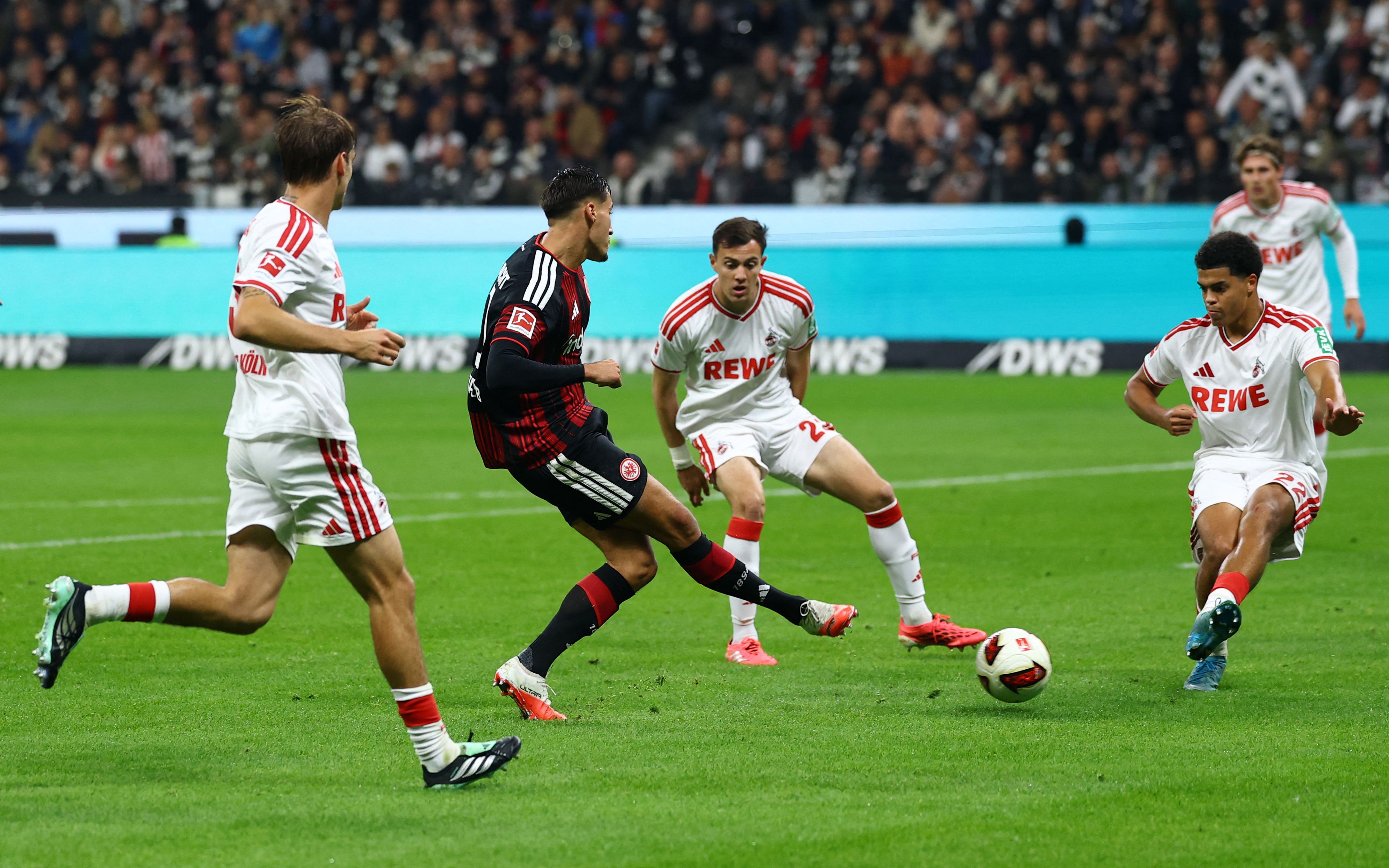 Heute.at - Hütter kann nach 1:0-Sieg gegen Köln tief durchatmen