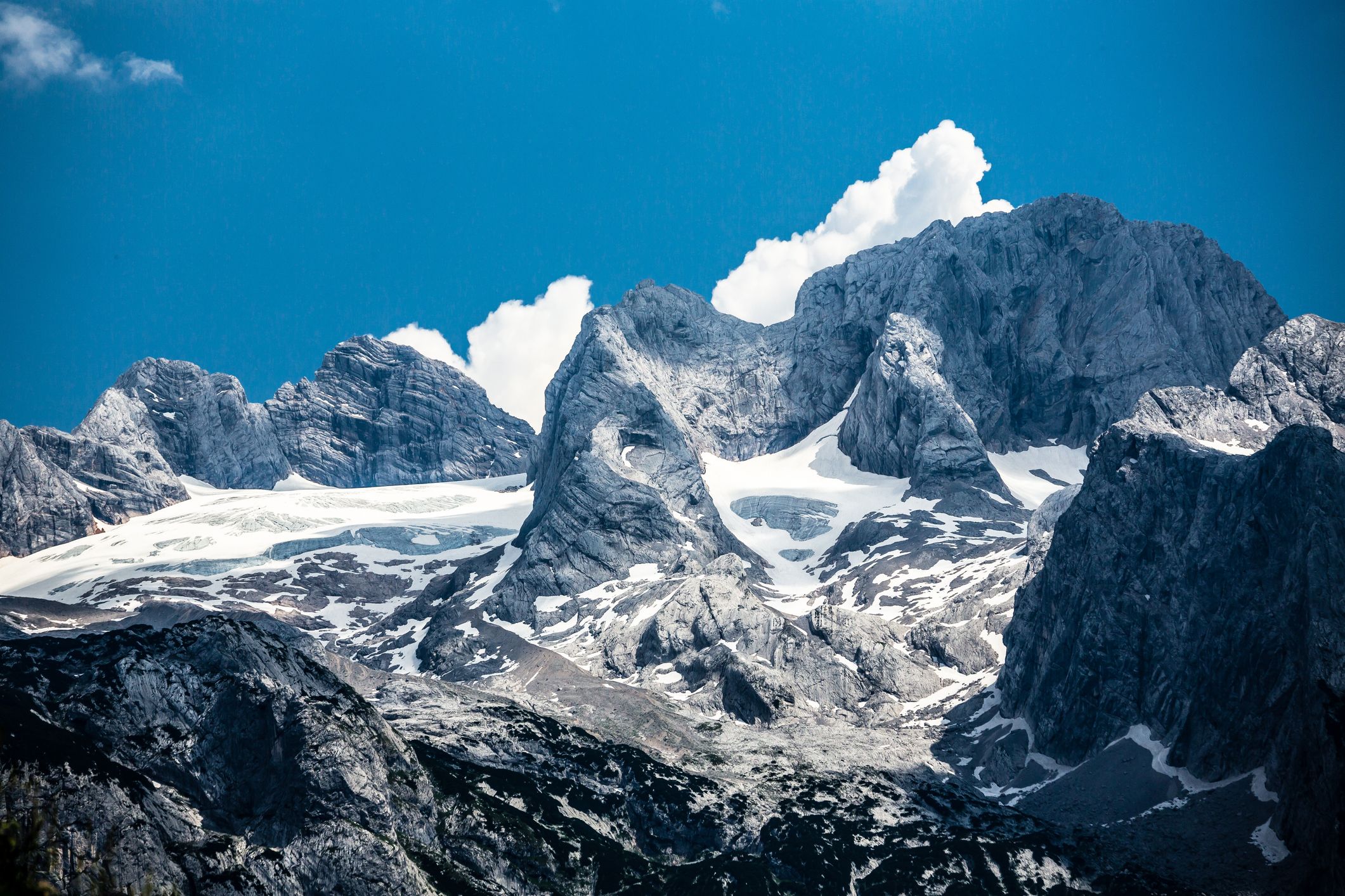 Der Tourist war nur mit Turnschuhen am Dachstein unterwegs. (Symbolbild)