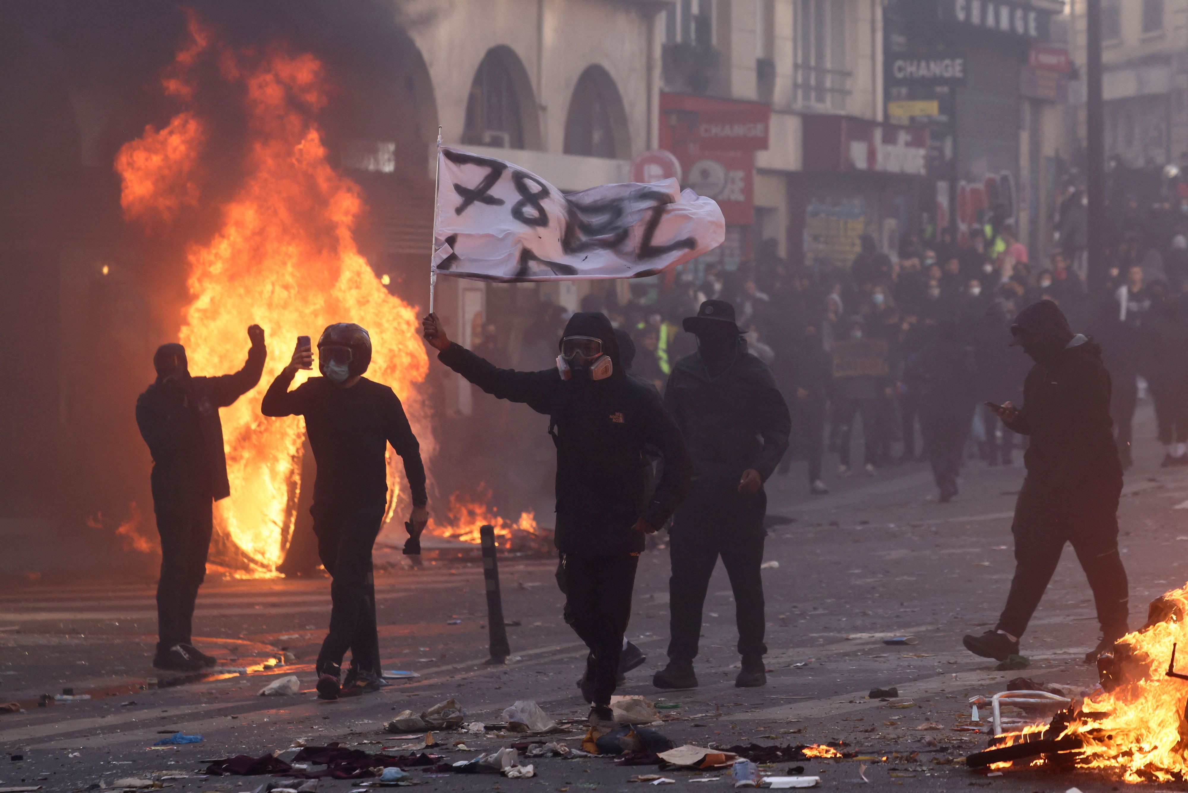 Die Proteste in Frankreich sind völlig eskaliert. 
