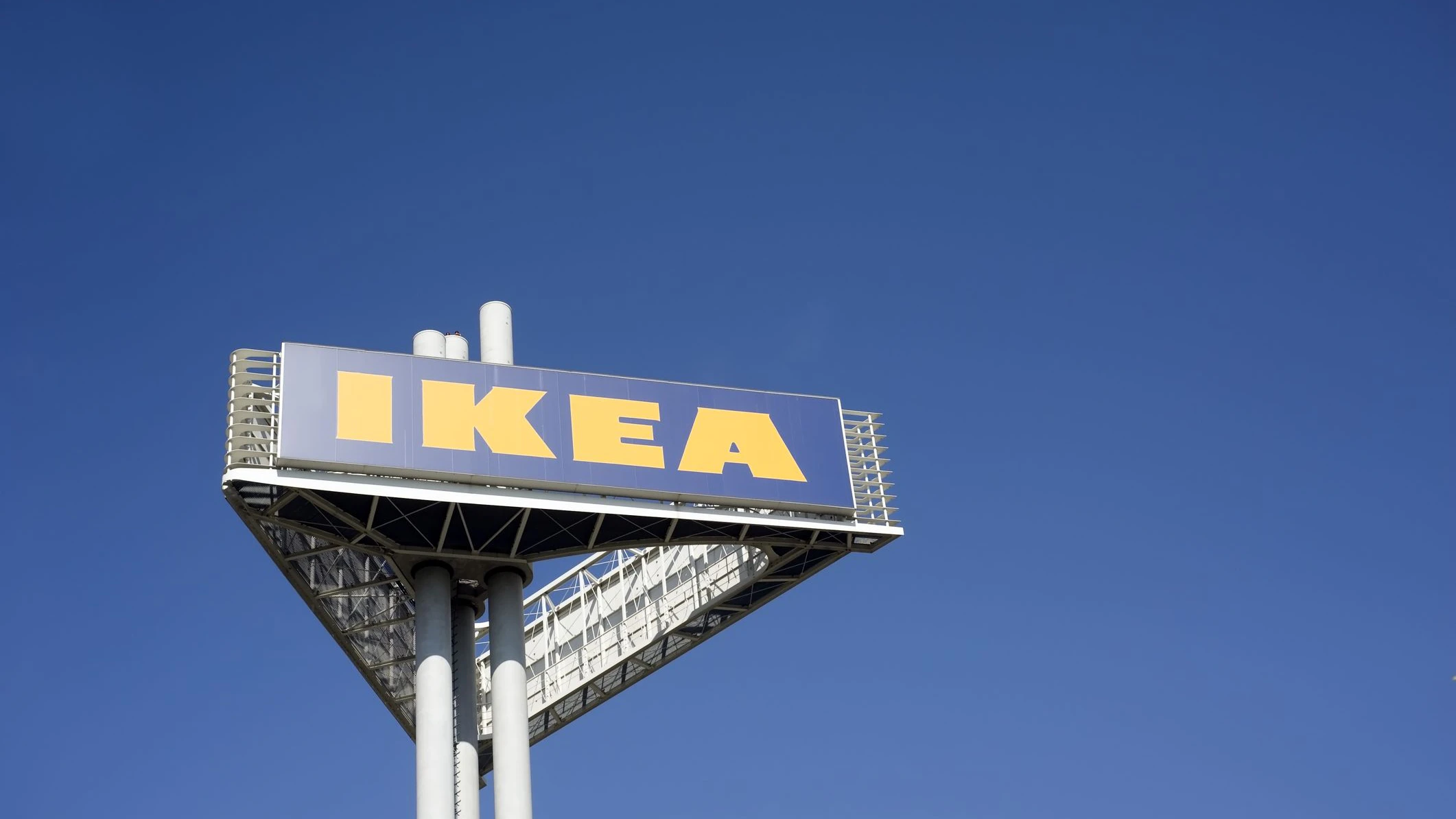 Erst die Zusage, dann der Schock: Ein 26-Jähriger erhielt von Ikea einen fixen Job angeboten. Kurz darauf zog der Möbelriese das Angebot zurück. (Symbolbild)