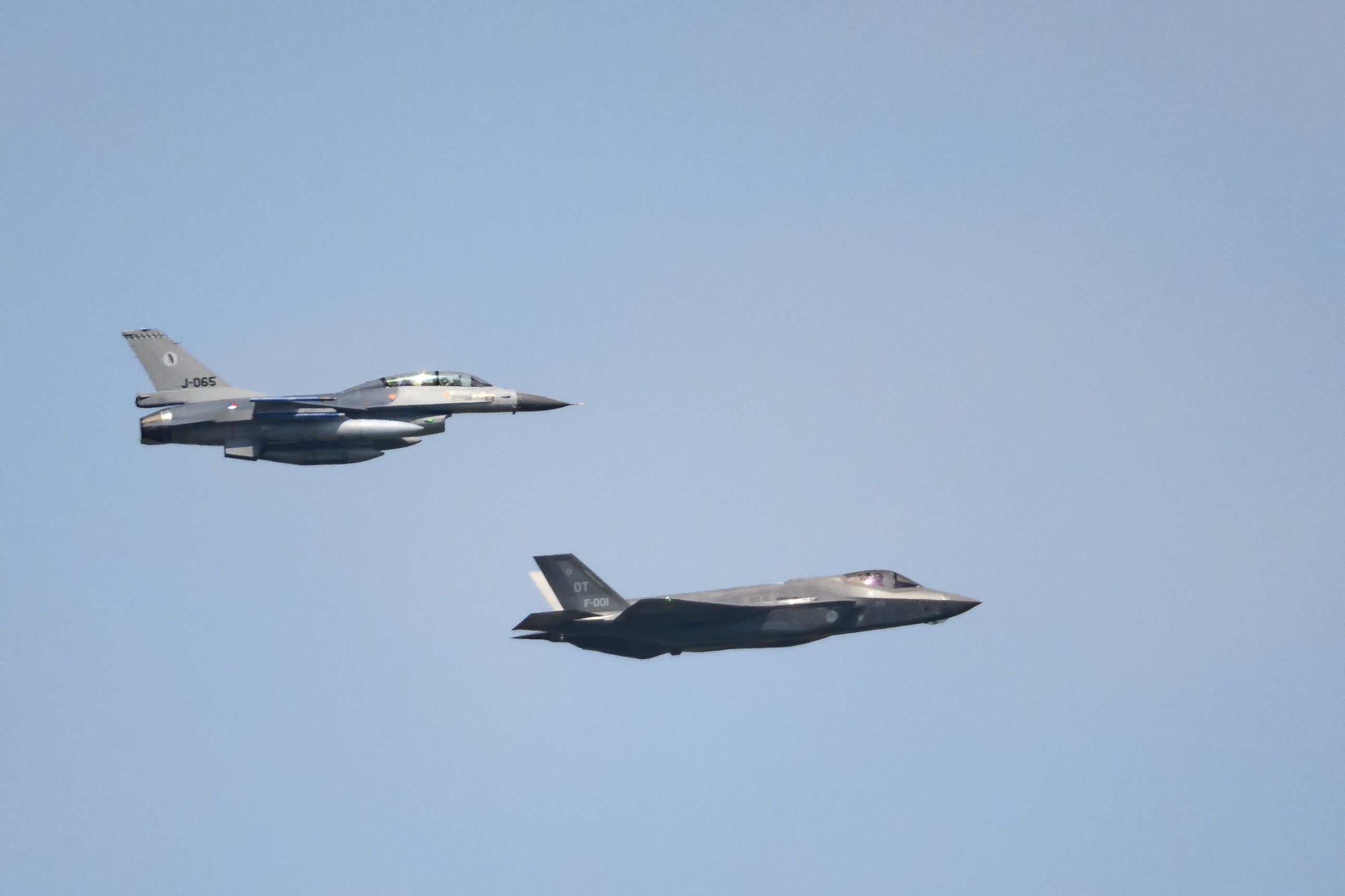 Zwei F-16-Kampfjets haben am Samstag zwei Drohnen über dem Schwarzen Meer abgeschossen. (Symbolbild)