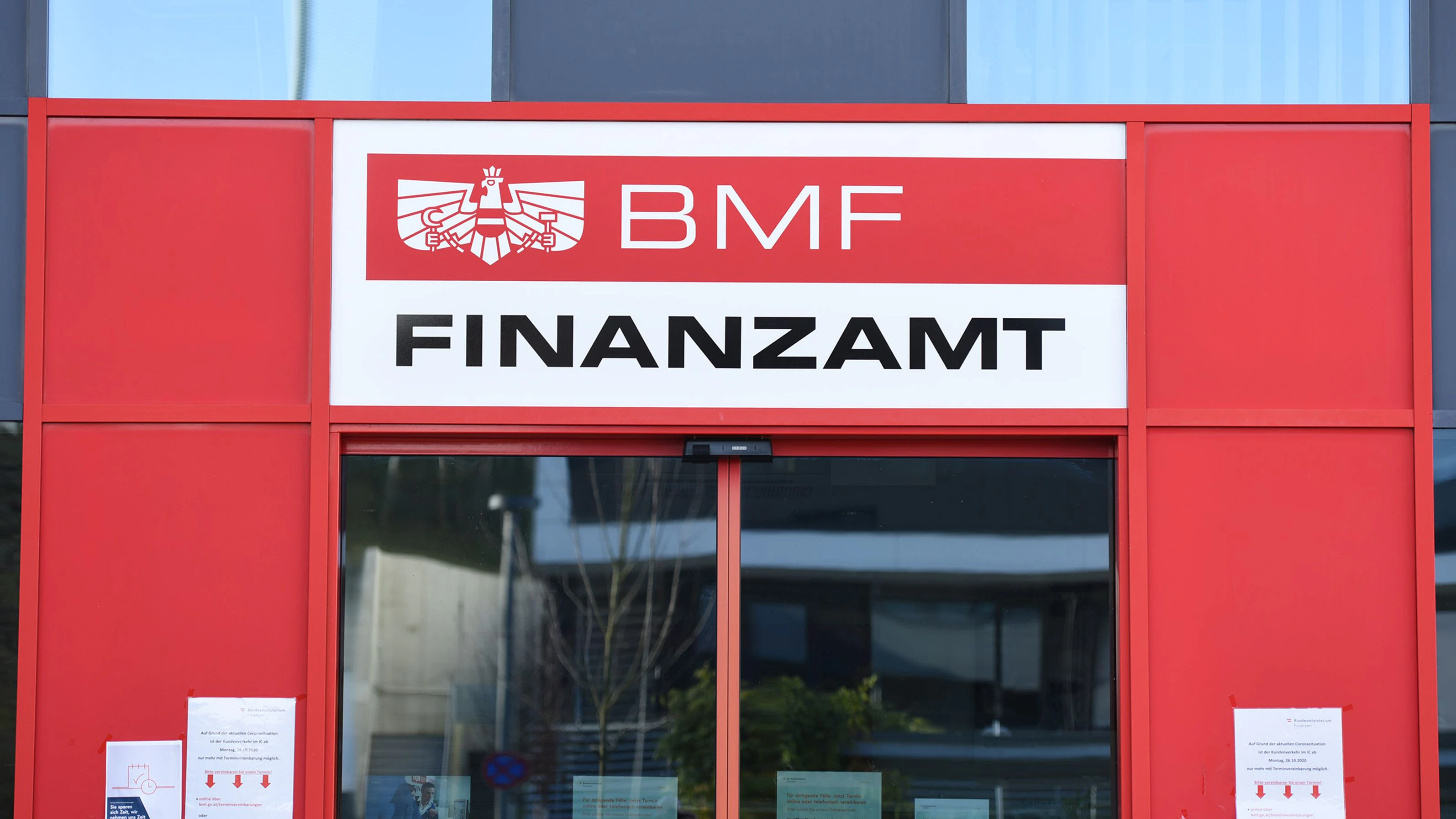 Finanzministerium warnt vor immer ausgeklügelteren Betrugsversuchen.