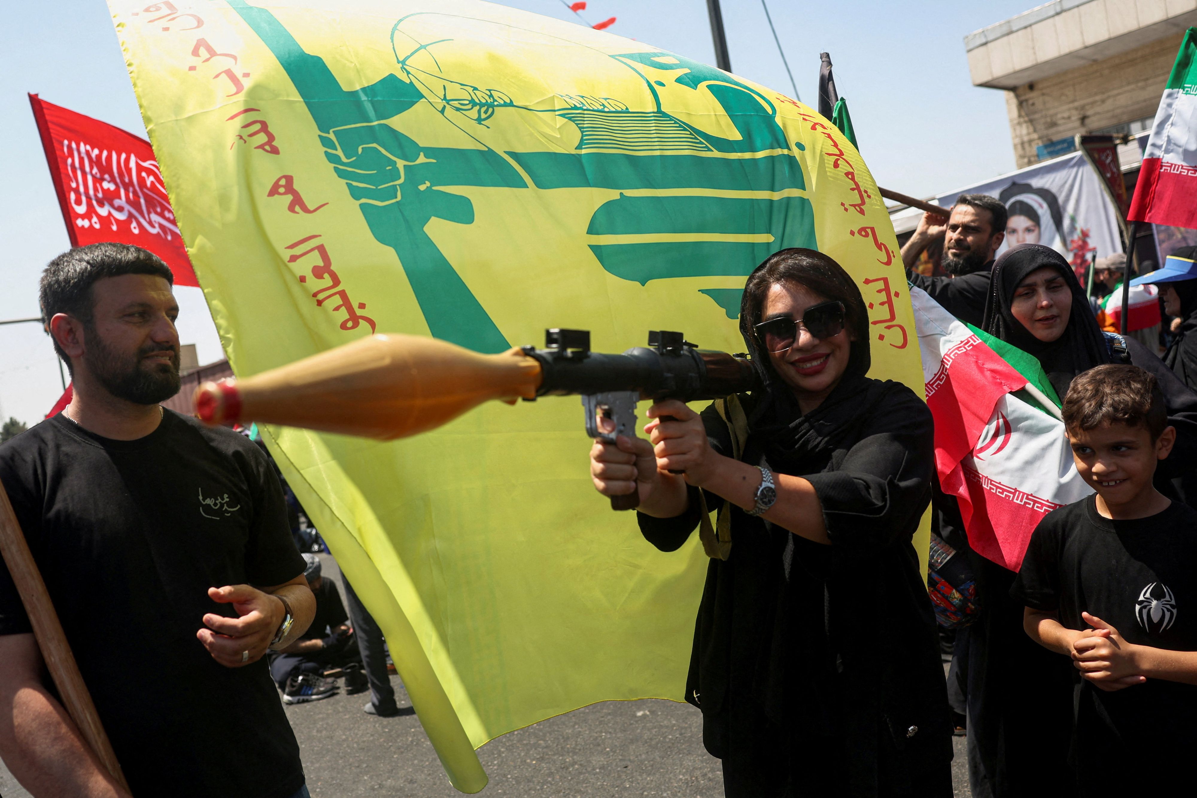 Heute.at - Iran droht Trump: Wenn er nur eine Bombe abwirft...