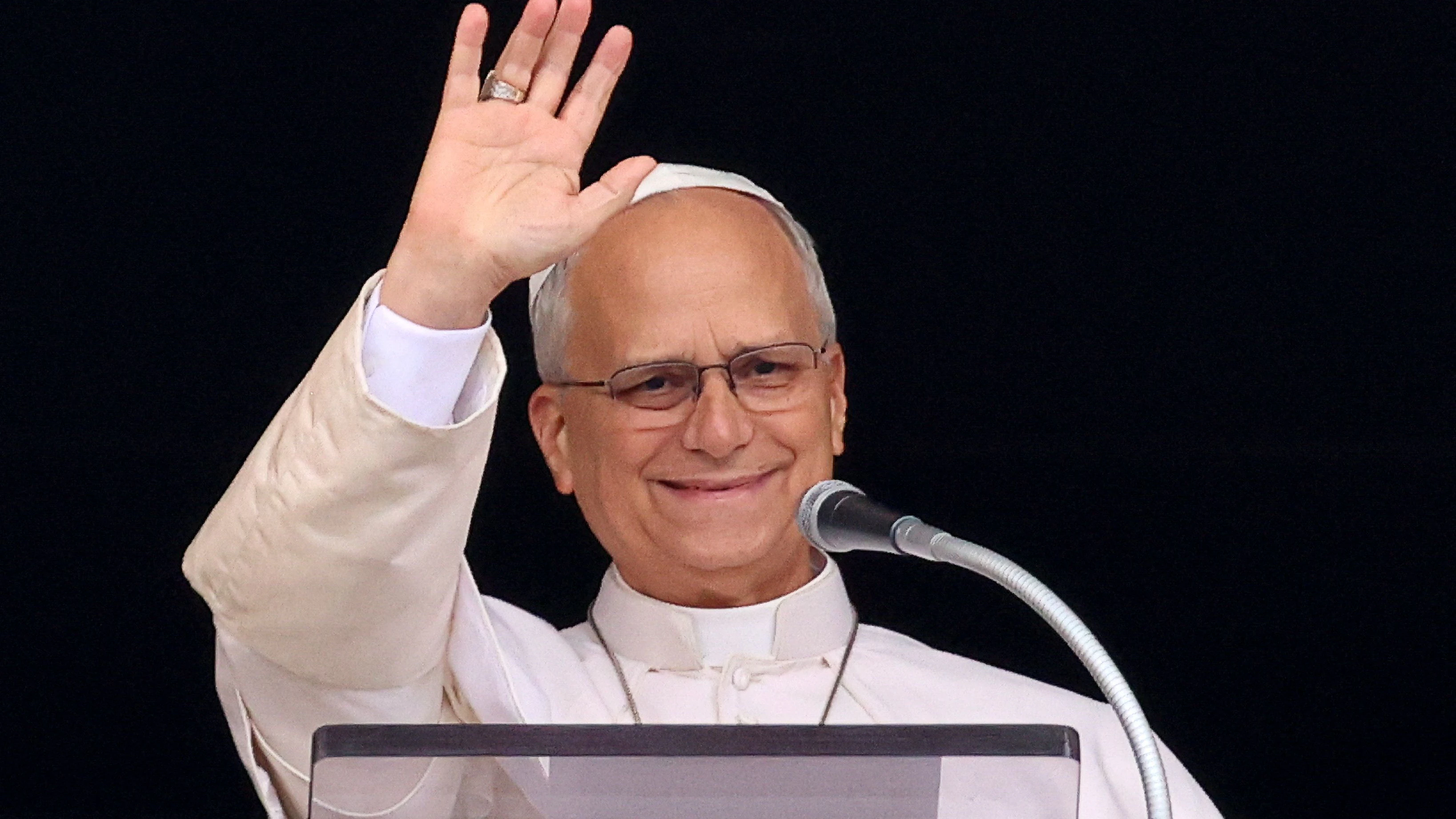 Pope Leo leads the Angelus prayer from a window of the Apostolic Palace, following his discharge from hospital after surgery for lung cancer, at the Vatican, October 18, 2026. REUTERS/Yara Nardi