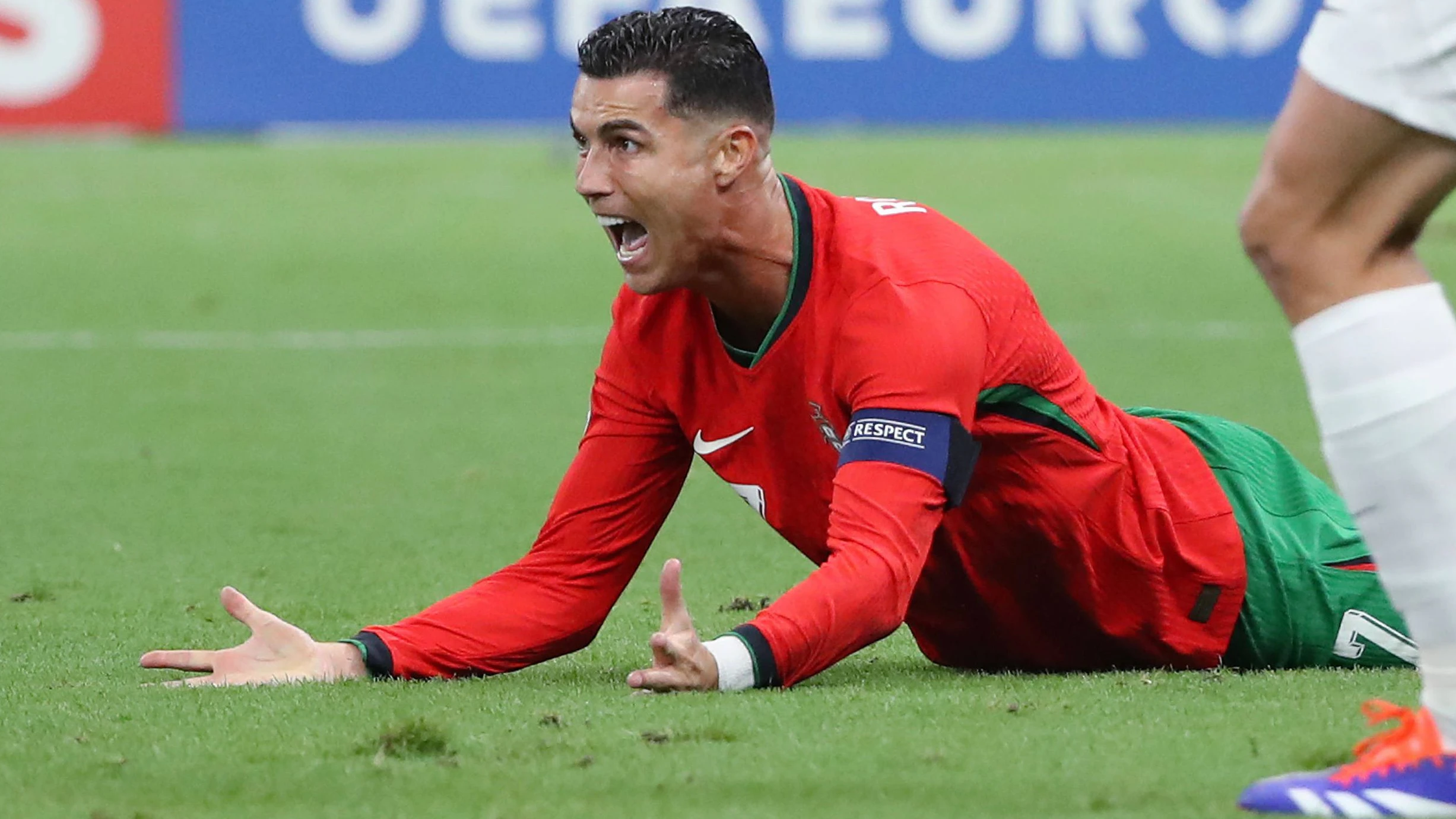 Heute.at - Ronaldo wird gesperrt und muss 255 Euro Strafe zahlen