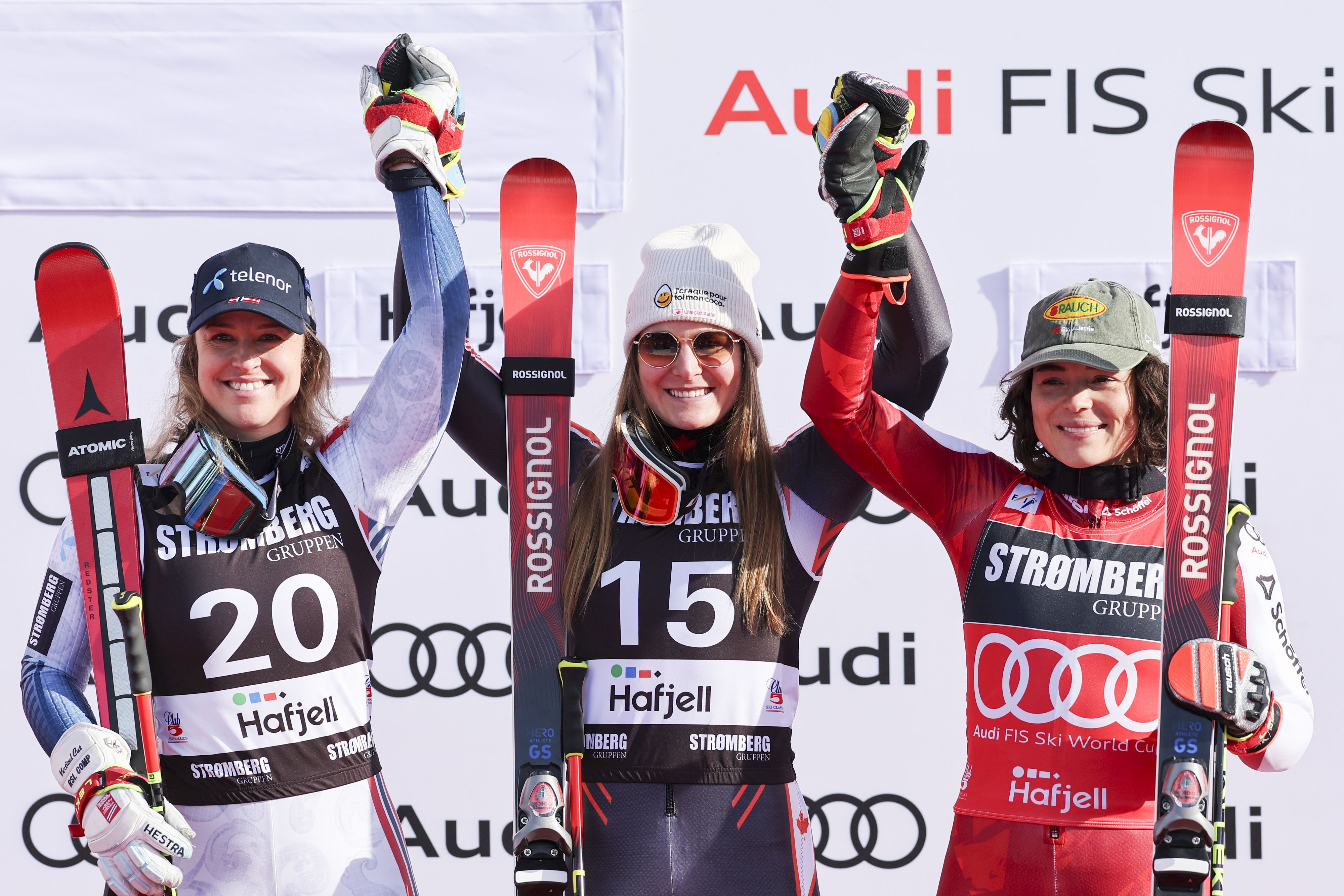 Im März jubelte Grenier noch vor Holtmann (l.) und ÖSV-Star Scheib (AUT)