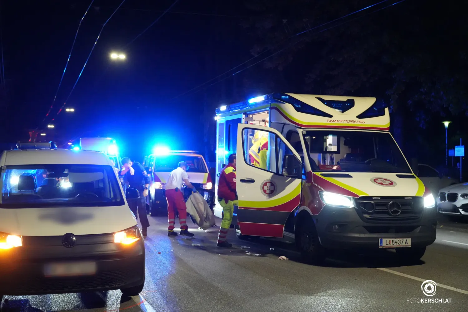 Bei dem Crash zog sich der 18-Jährige eine schwere Verletzung am Hals zu.