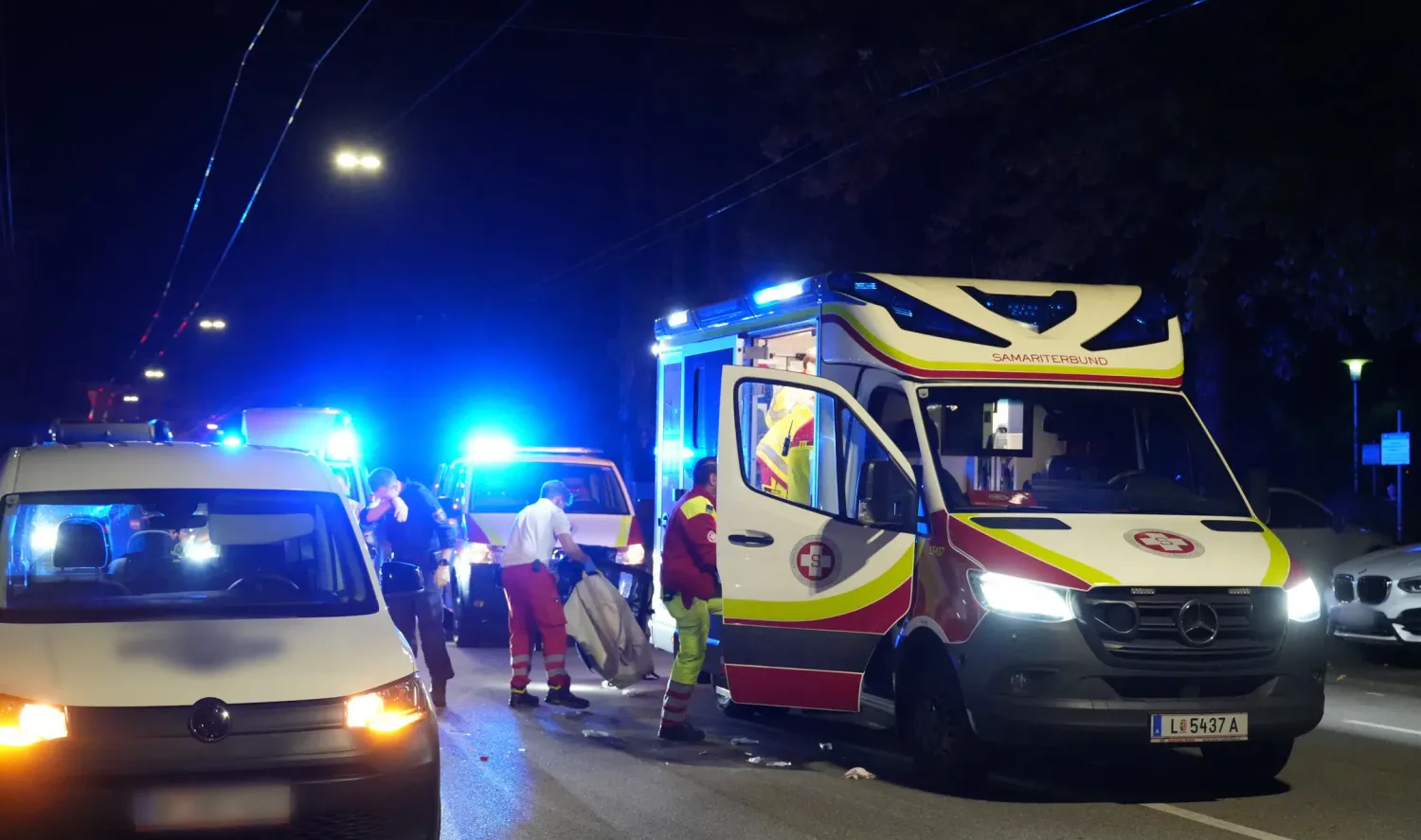 Bei dem Crash zog sich der 18-Jährige eine schwere Verletzung am Hals zu.