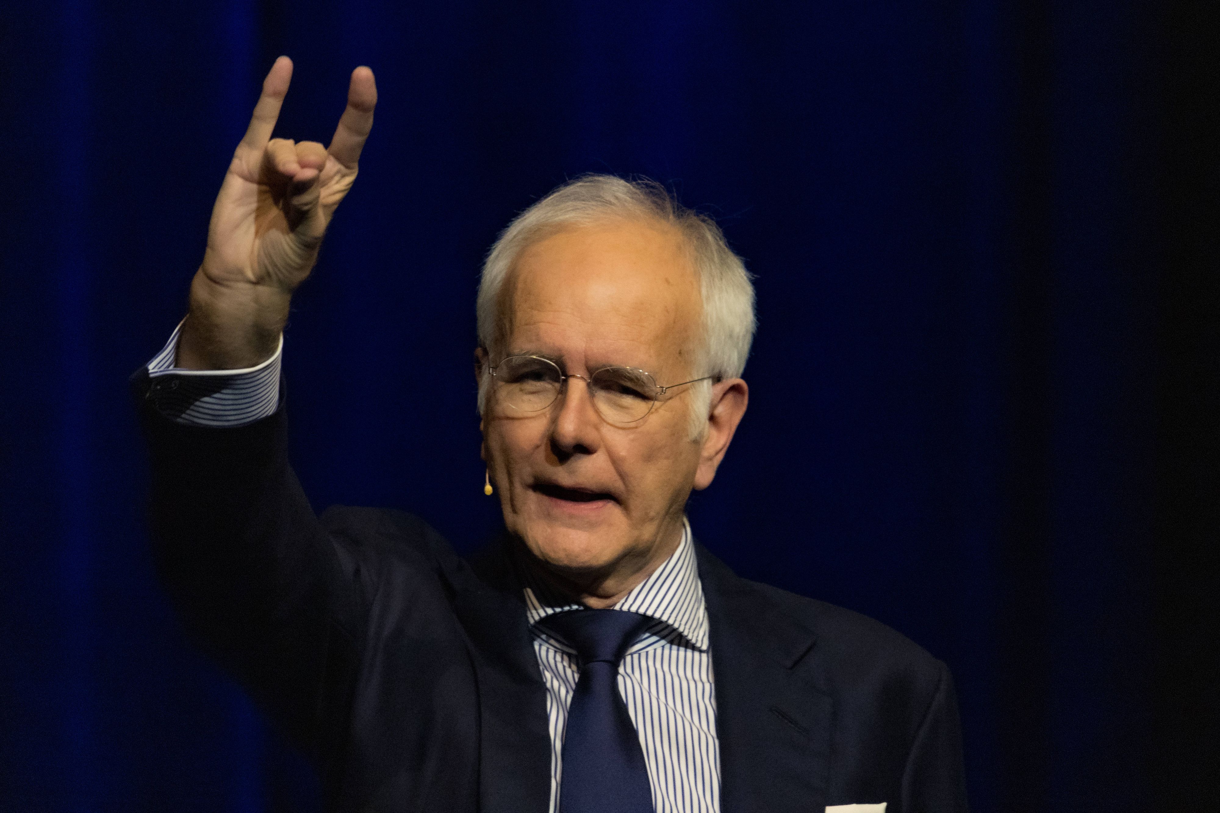 Harald Schmidt hat seinen Jaguar verschenkt. 