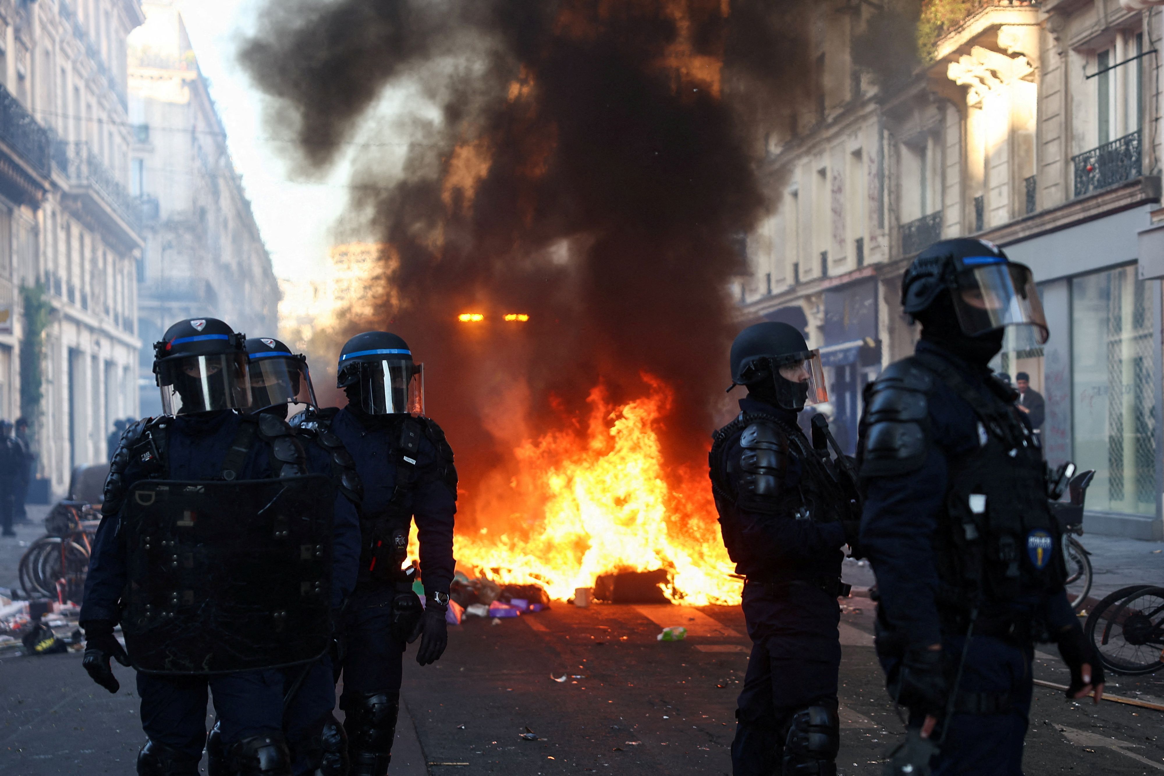 In Frankreich eskalierte die Lage komplett.