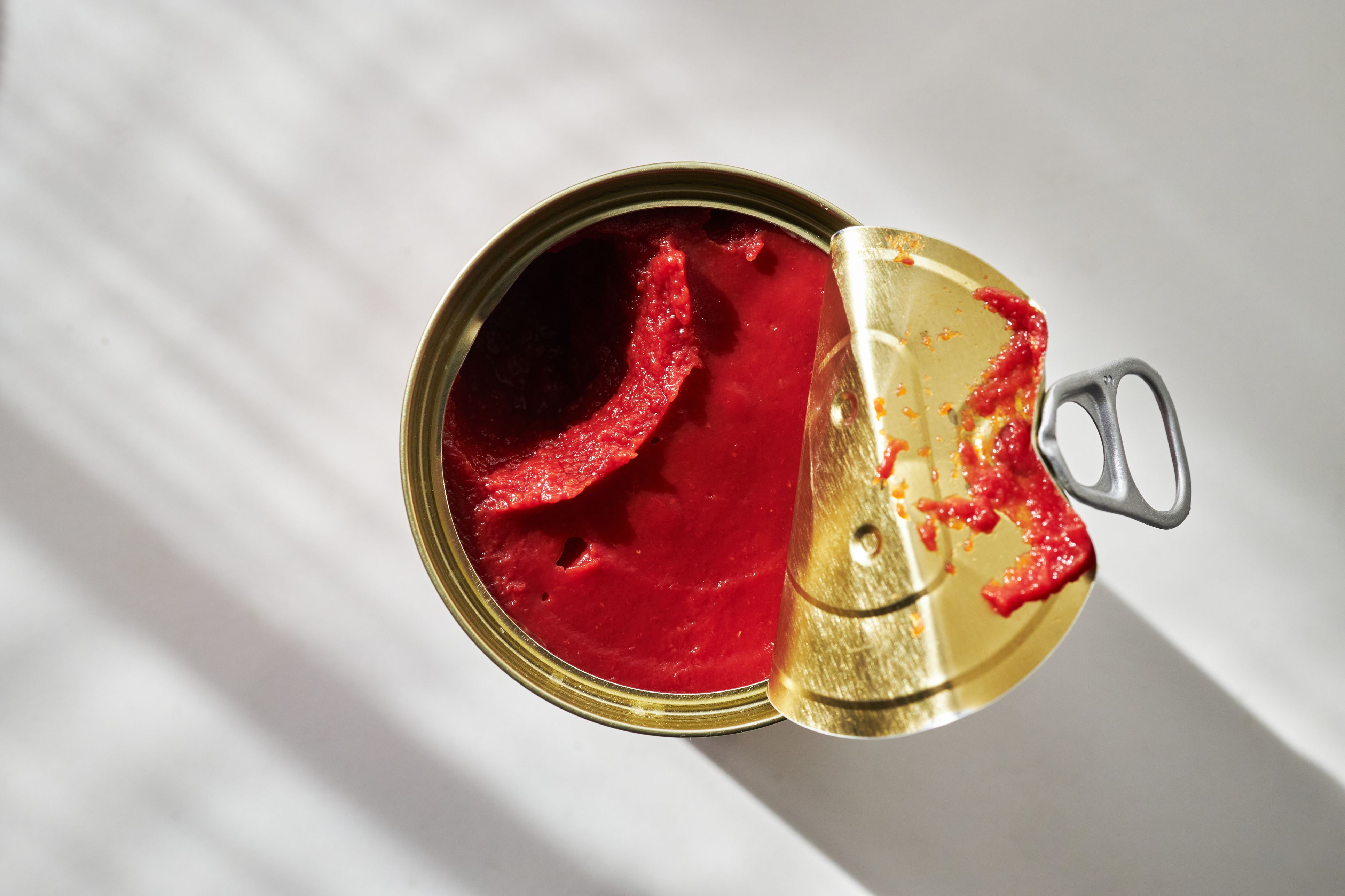 Für eine köstliche Tomatensauce braucht es nicht unbedingt frische Paradeiser.