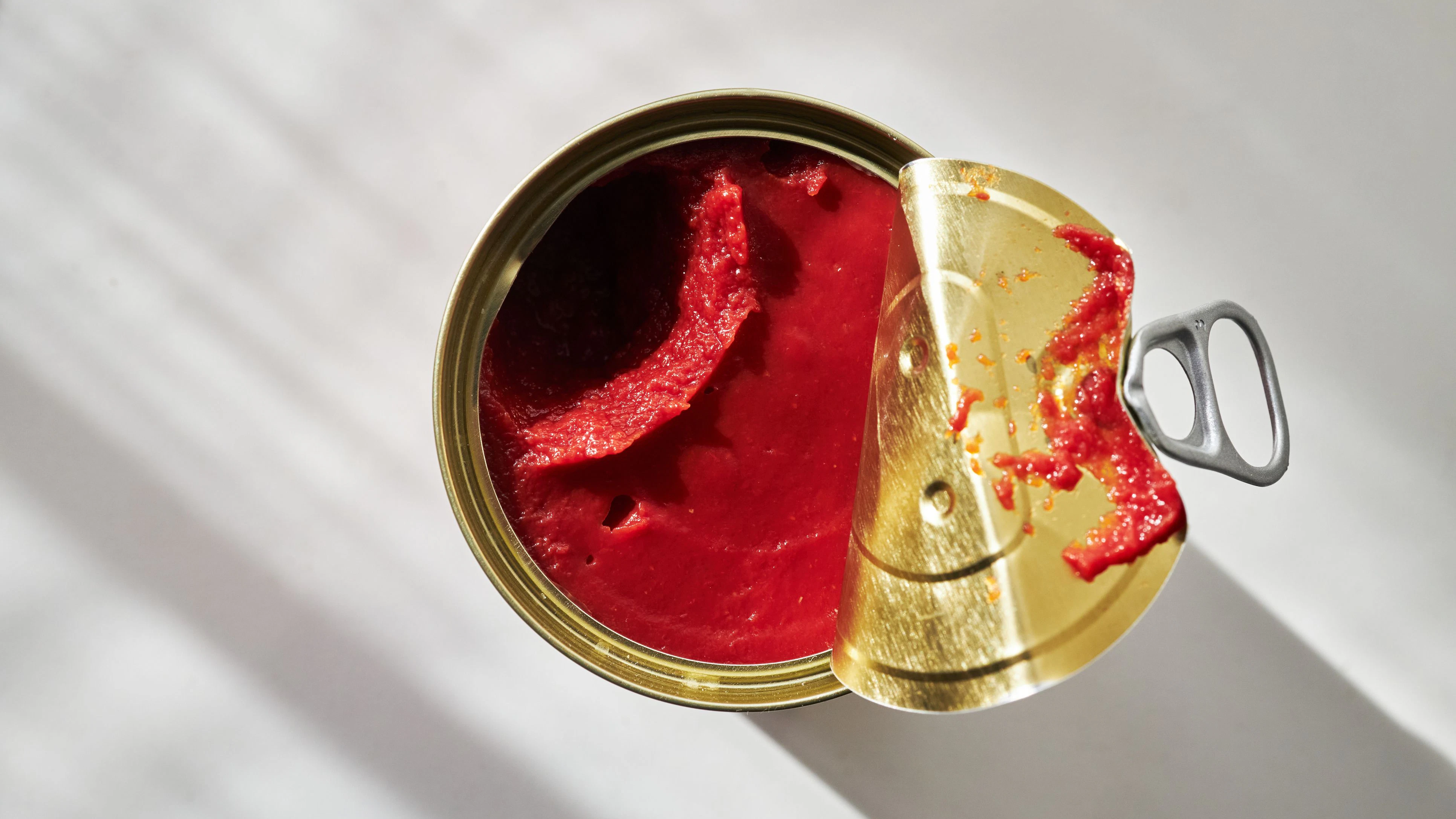 Für eine köstliche Tomatensauce braucht es nicht unbedingt frische Paradeiser.