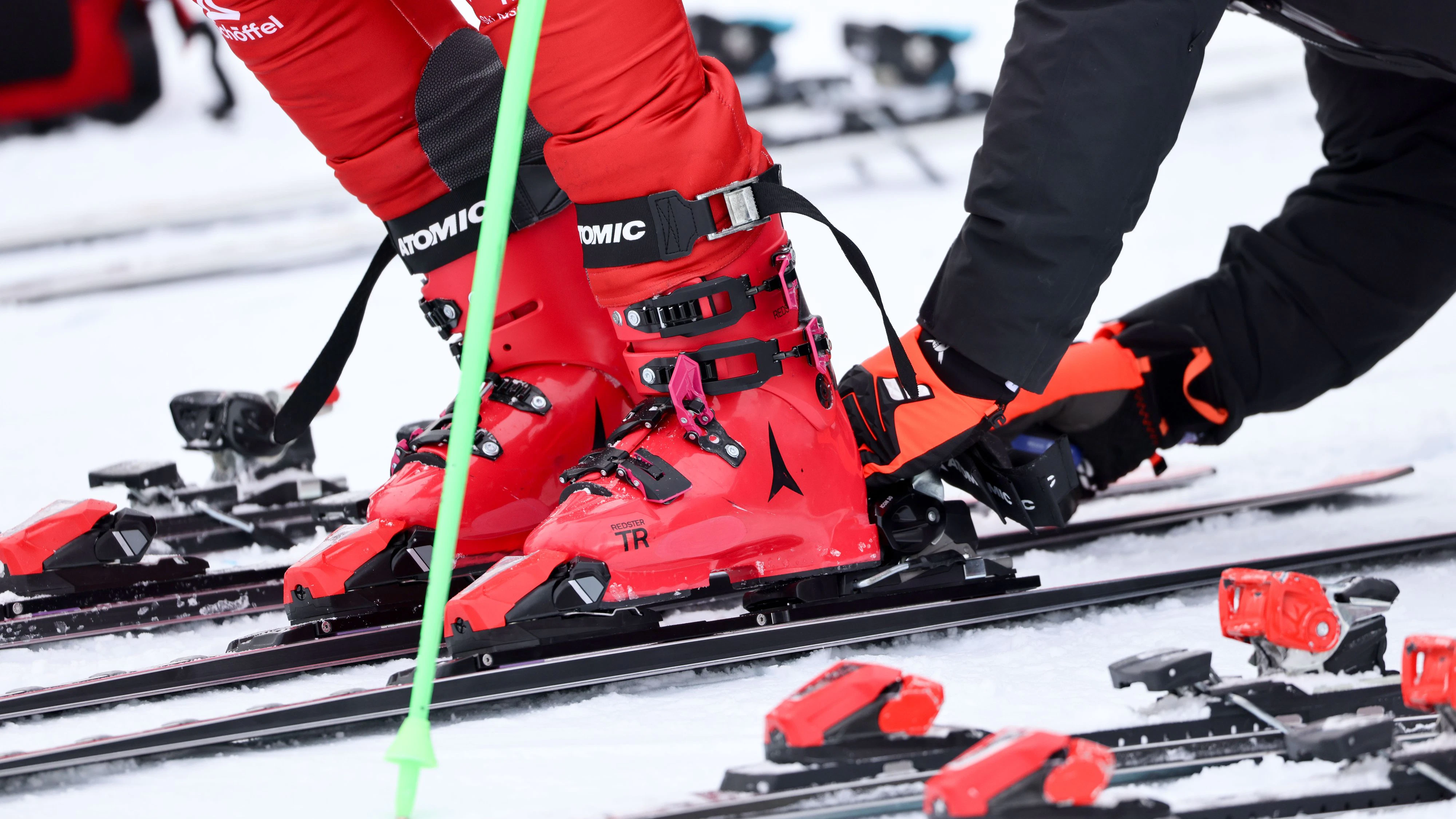 Heute.at - Ski-Gigant Atomic nimmt nach 40 Jahren Machtwechsel vor