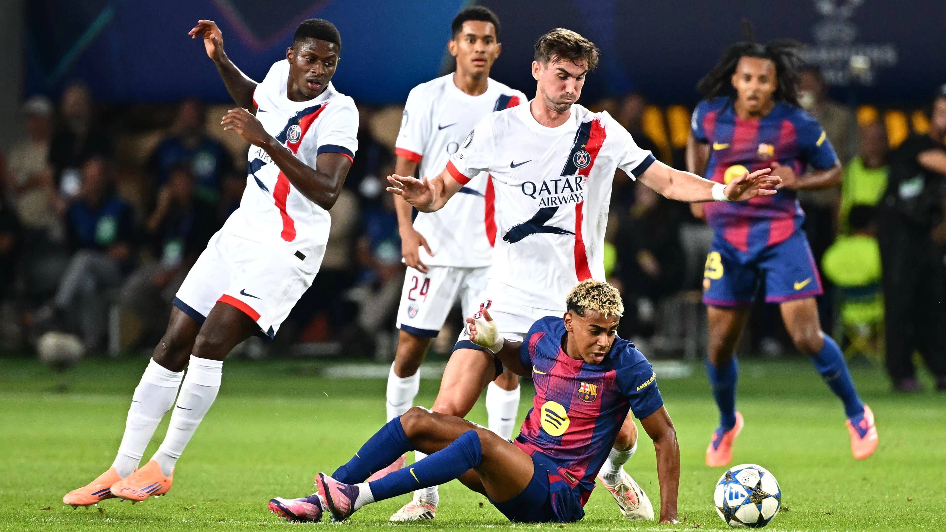 mendes nuno ruiz fabian yamal lamine FOOT LIGUE DES CHAMPIONS 2025 BARCELONE-PSG 1-2 STADE OLYMPIQUE LLUIS COMPANYS BARCELONE ESPAGNE 01/10/2025 LAHALLE PIERRE BARCELONE STADE OLYMPIQUE LLUIS COMPANYS Espagne GermanyxJapanxUKxFrancexBelgiumxOUT *** mendes nuno ruiz fabian yamal lamine FOOT CHAMPIONS LEAGUE 2025 BARCELONA PSG 1 2 STADE OLYMPIQUE LLUIS COMPANYS BARCELONA SPAIN 01 10 2025 LAHALLE PIERRE BARCELONA STADE OLYMPIQUE LLUIS COMPANYS Spain GermanyxJapanxUKxFrancexBelgiumxOUT PUBLICATIONxNOTxINxGERxFRAxBELxUKxJPN Copyright: xLAHALLExPIERREx