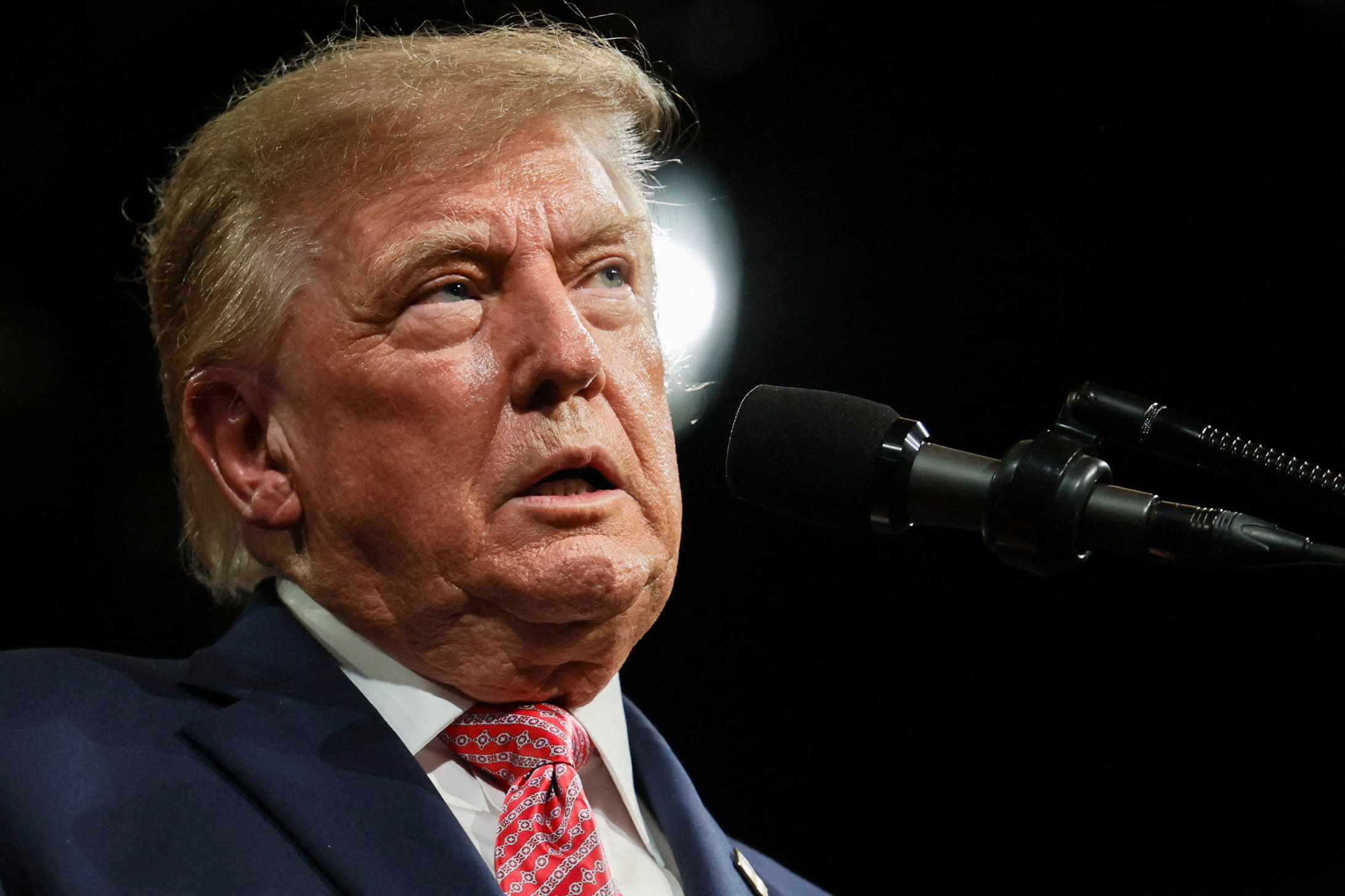 US-Präsident <strong>Donald Trump</strong> ruft Frankreich dazu auf, die Grenzen zu schließen.
