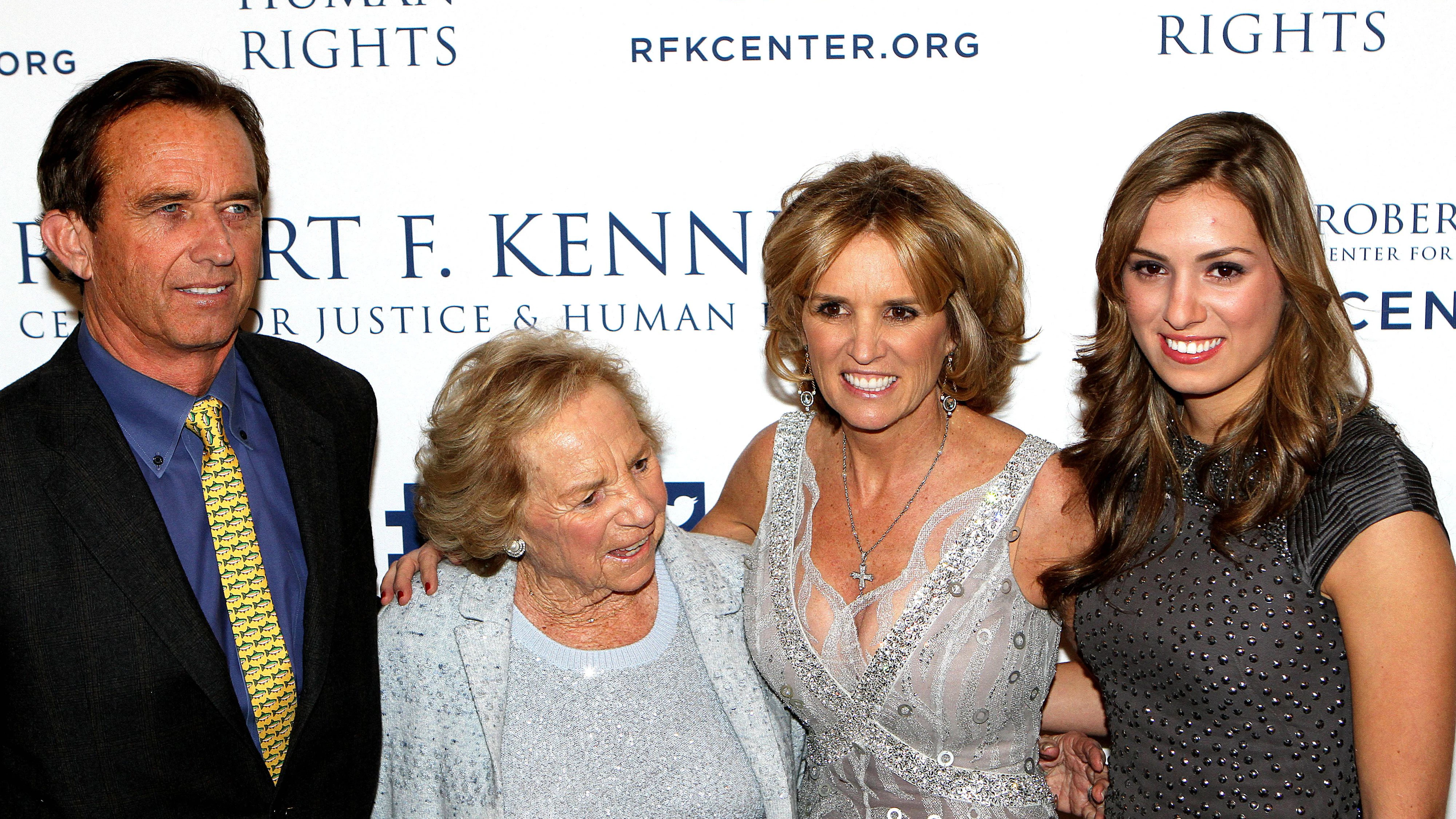 Kyle Kennedy (ganz rechts) mit Robert Kennedy Jr., Ethel Kennedy und Kerry Kennedy.