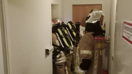 Die Feuerwehr war mit 23 Einsatzkräften vor Ort.