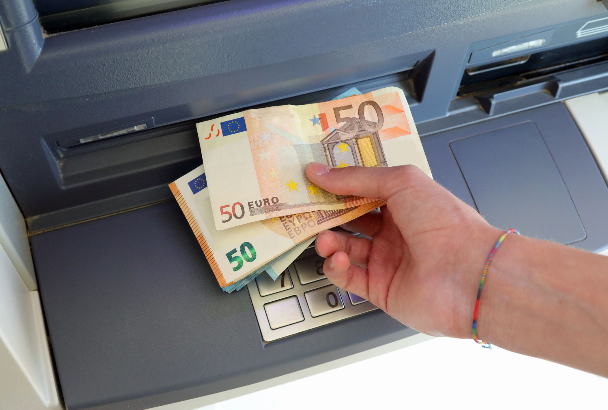 Die EU arbeitet an neuen Regeln für Geldabhebungen.