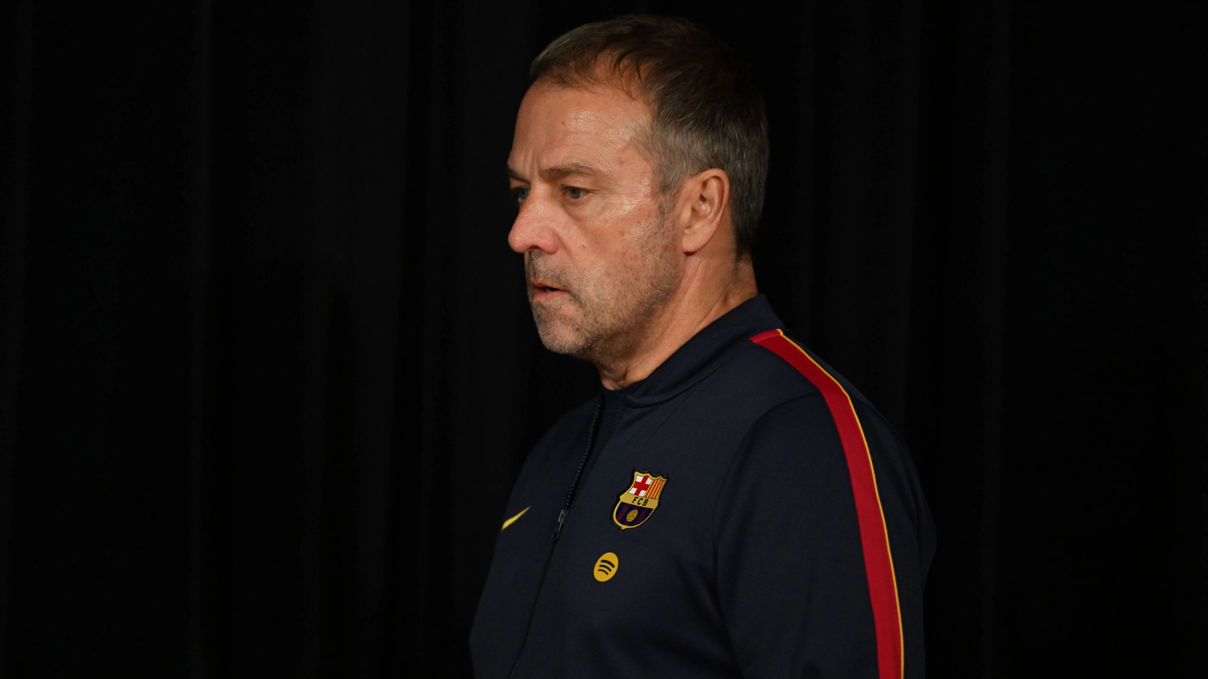Ahead of PSG v FC Barcelona, Barca - UEFA Champions League PARIS, FRANCE - OCTOBER 19: Hansi Flick, manager of FC Barcelona, speaks during a press conference, PK, Pressekonferenz ahead of the UEFA Champions League 2026/27 League Phase MD3 match between Paris Saint-Germain PSG and FC Barcelona at Parc des Princes on October 19, 2026, in Paris, France. Mustafa Yalcin / Anadolu Paris France. Editorial use only. Please get in touch for any other usage. PUBLICATIONxNOTxINxTURxUSAxCANxUKxJPNxITAxFRAxAUSxESPxBELxKORxRSAxHKGxNZL Copyright: x2026xAnadoluxMustafaxYalcinx