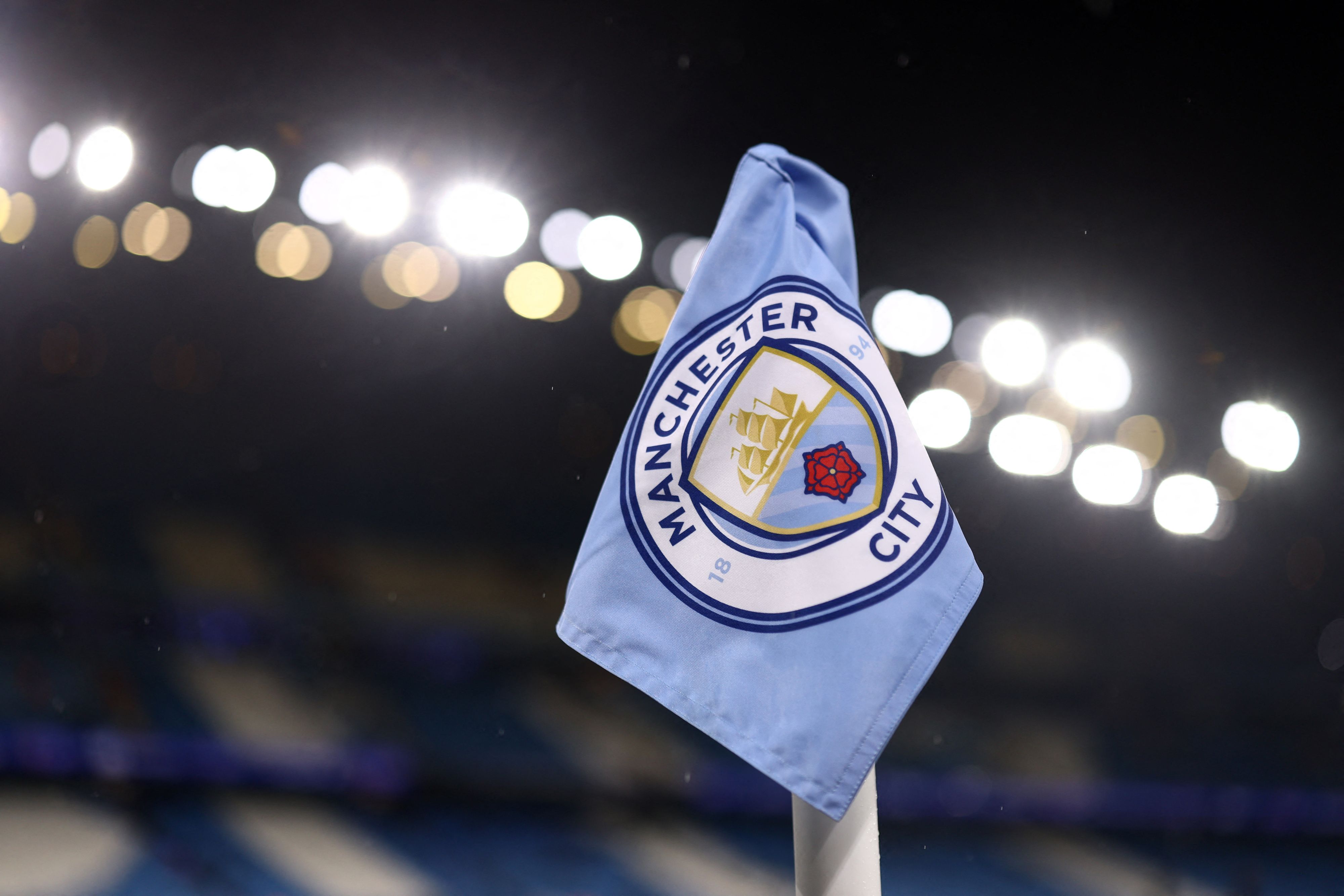 Manchester City droht jetzt sogar der Verkauf. 